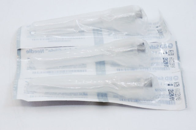 BD 305900 Safety Glide Ndle 22G x 1-1/2 - Lot of 3