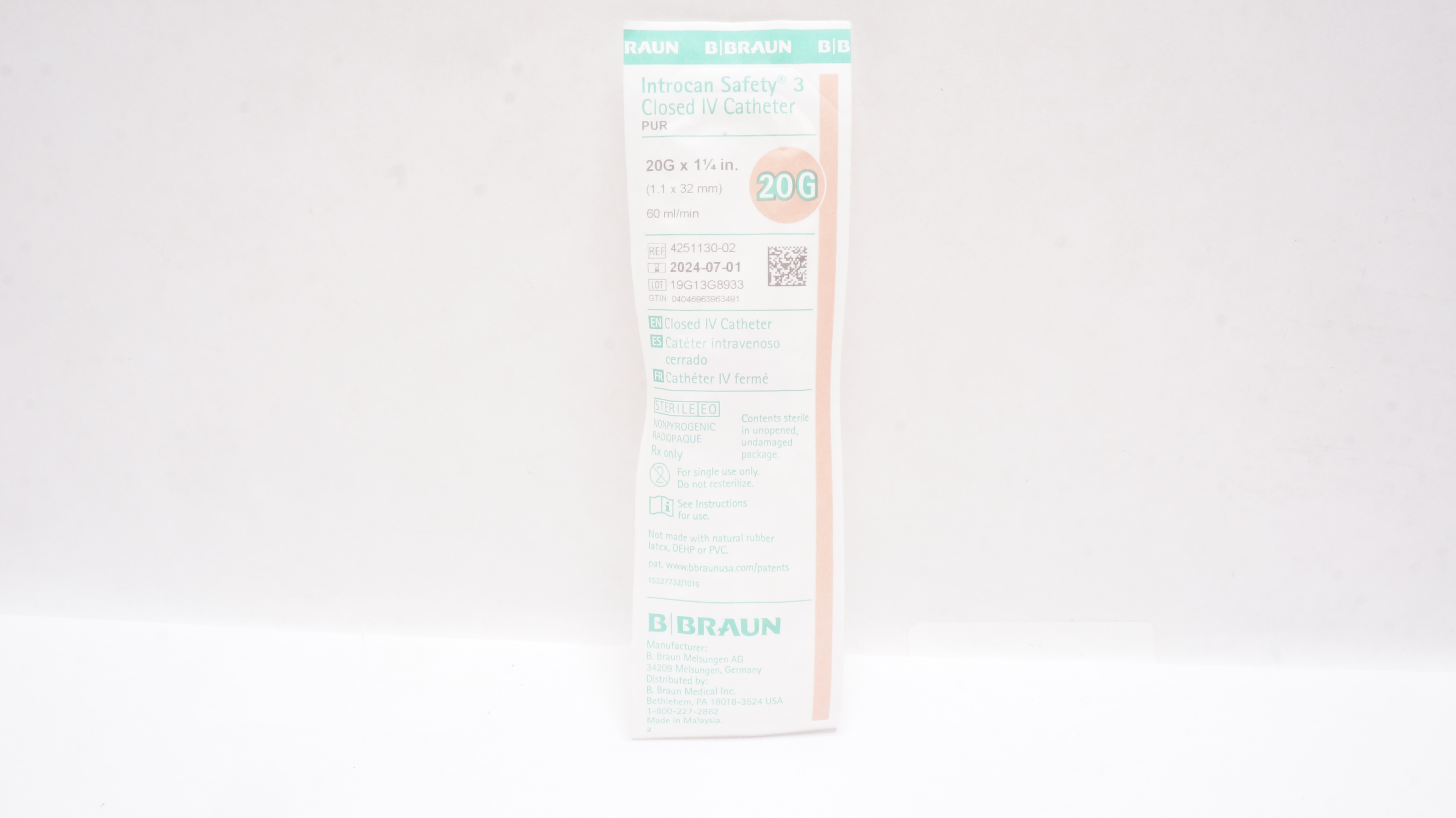 Braun 4251130-02 Introcan Safety 3 Closed IV Cath. Pur 20Ga. x 1 1/4In 60ml