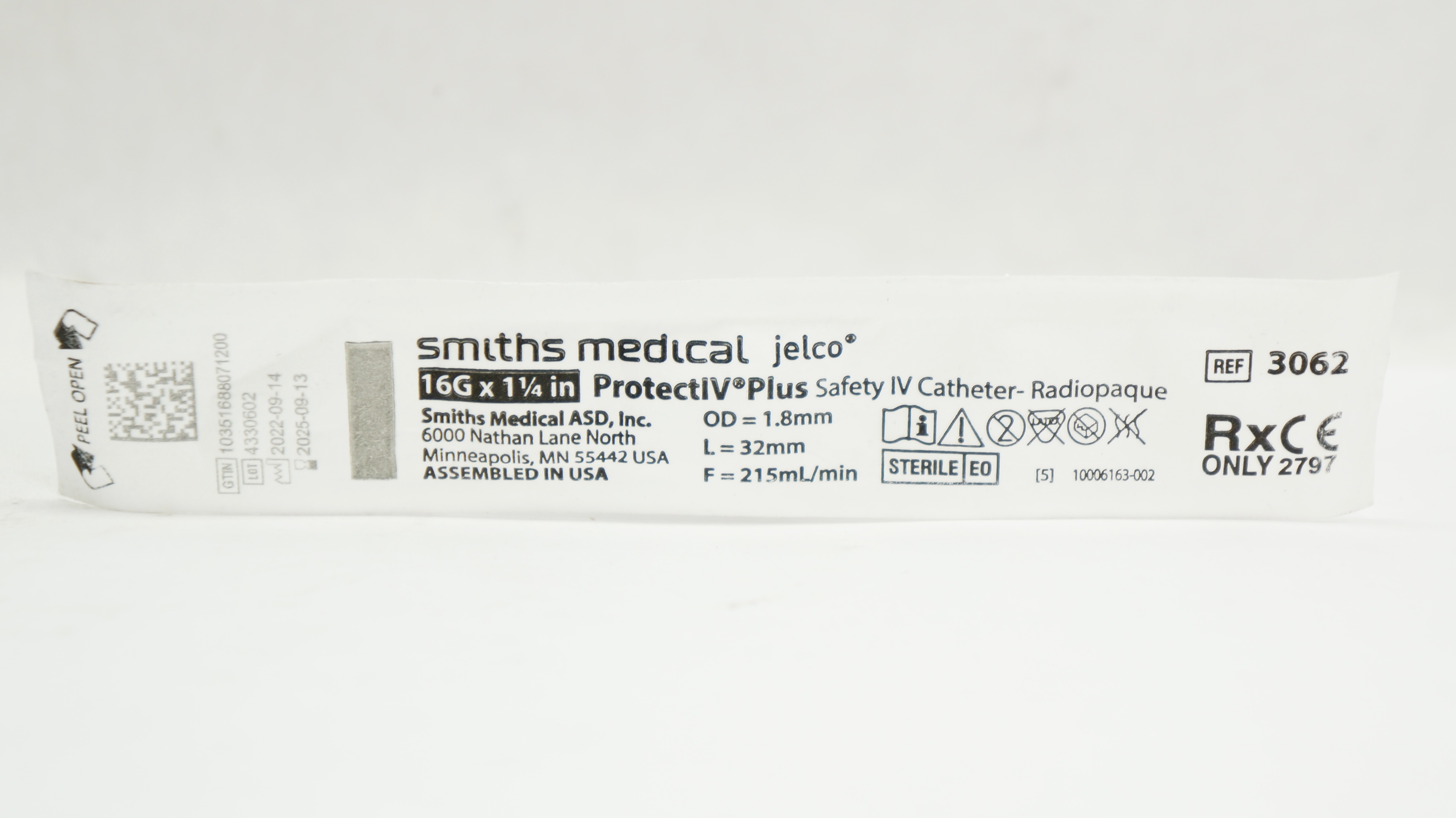 Smiths Medical 3062 Jelco ProtectIV Plus IV Cath. Radiopaque 16G x 1-1/4inch