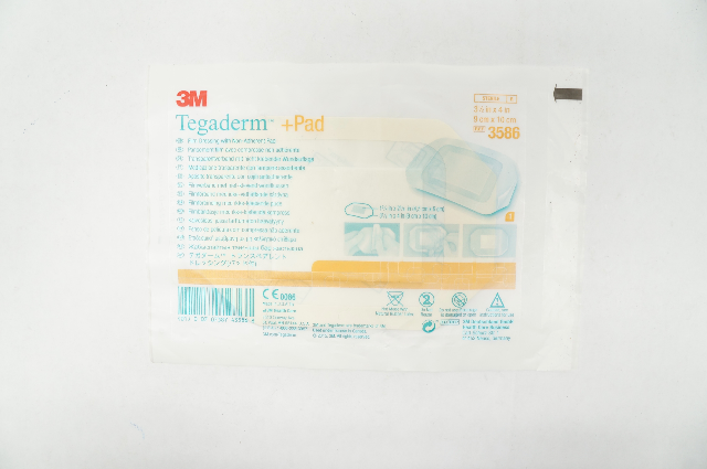 3M 3586 Tegaderm Film Dressing W/Non-Adherent Pad 3 1/2In x 4In (x)