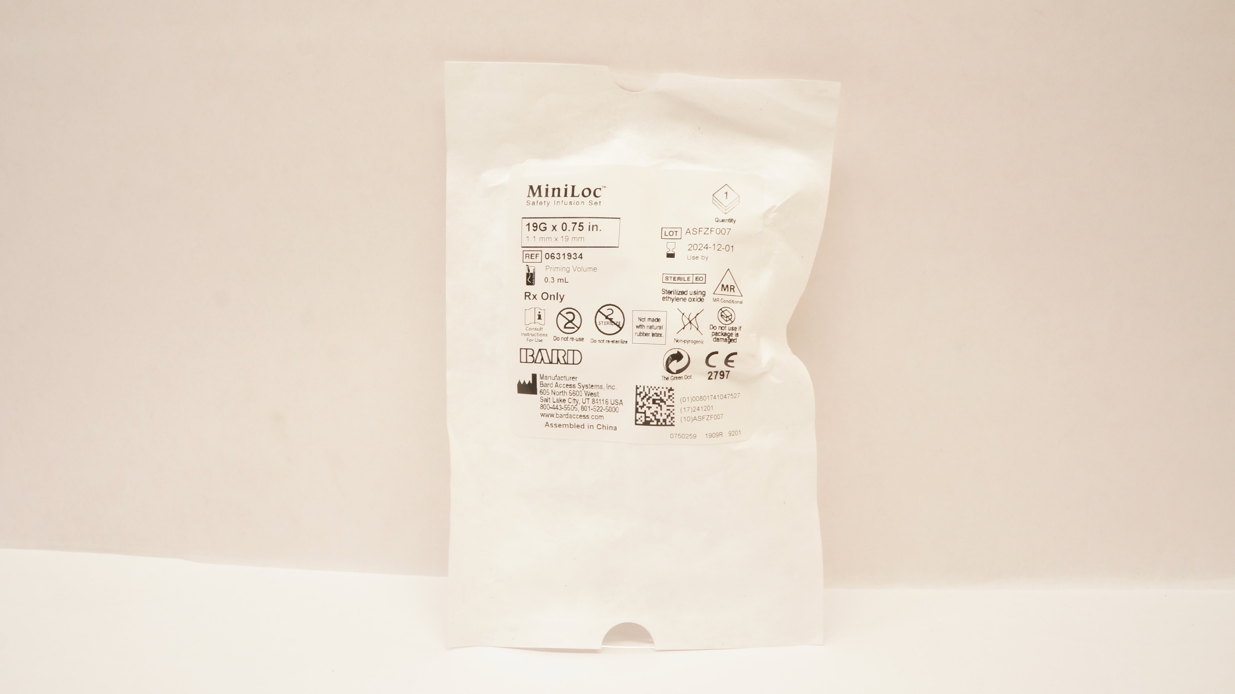 Bard 0631934 Miniloc Safety Infusion Set 19G x 0.75inch Priming Volume 0.3mL