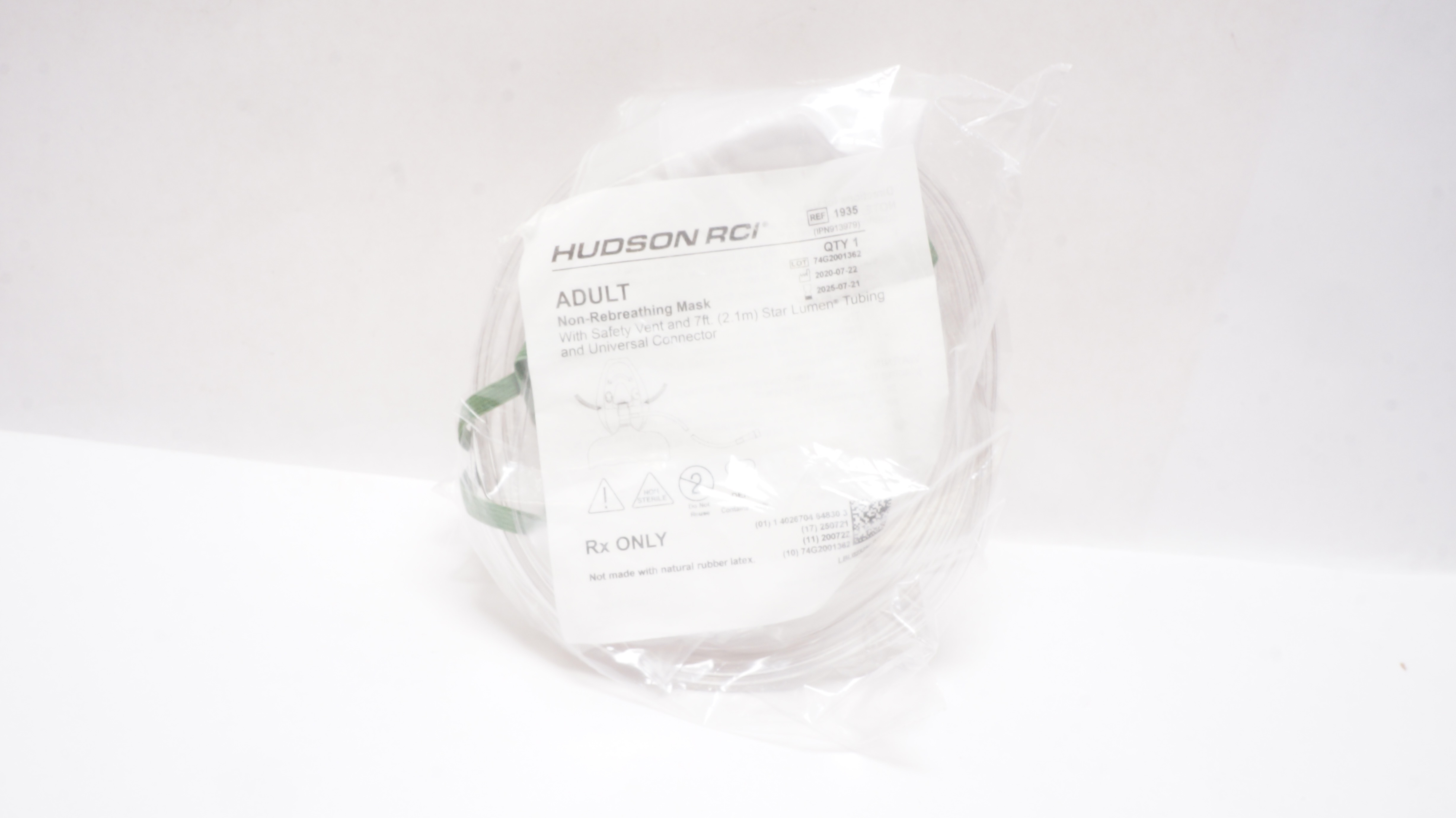 Teleflex 1935 Hudson RCI Adult Non-Rebreathing Oxygen Mask With 7ft. Tubing