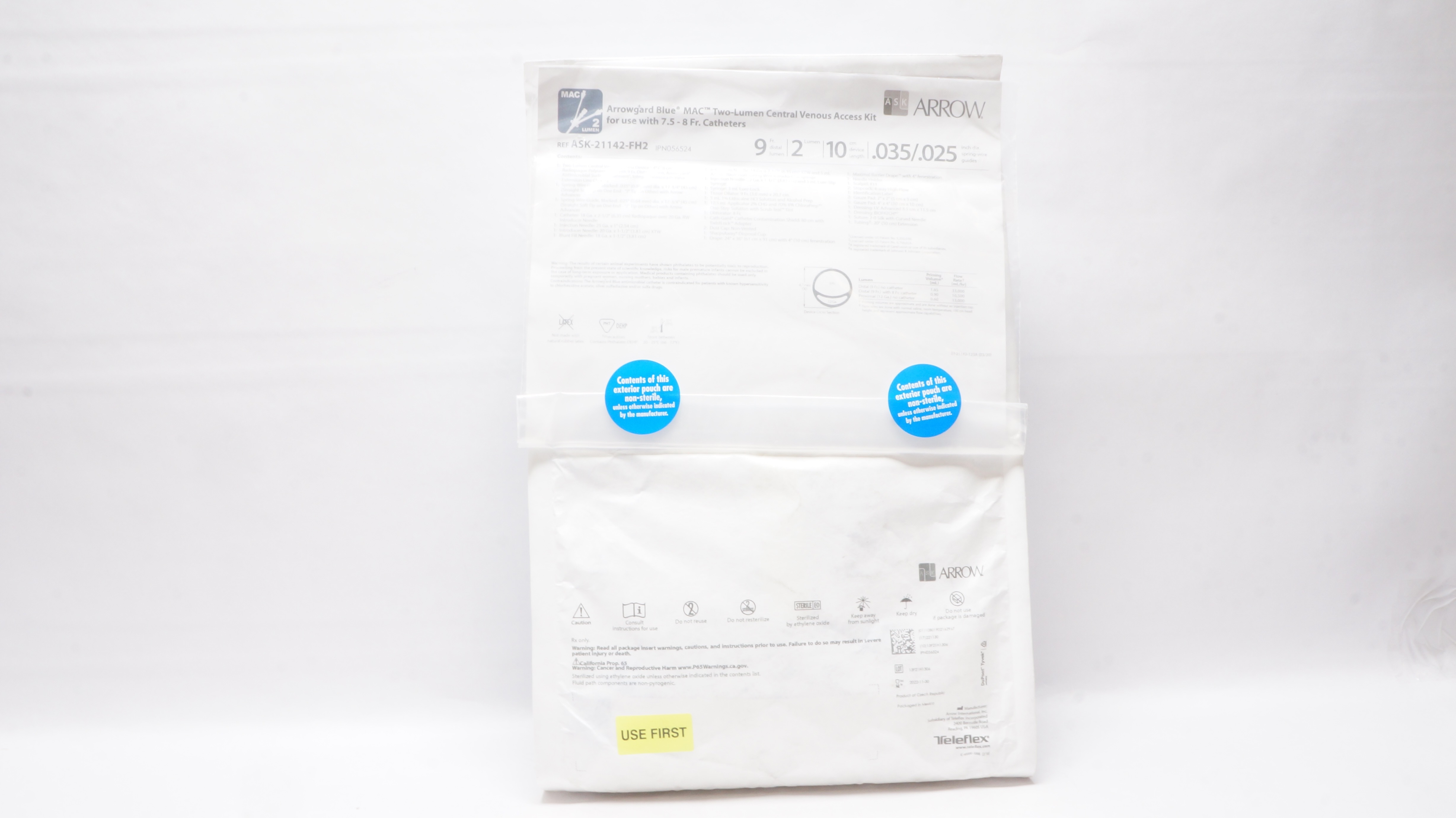 Arrow ASK-21142-FH2 Arrowg+ard Blue MAC Two-Lumen Central Venous Set 9Fr.(x)