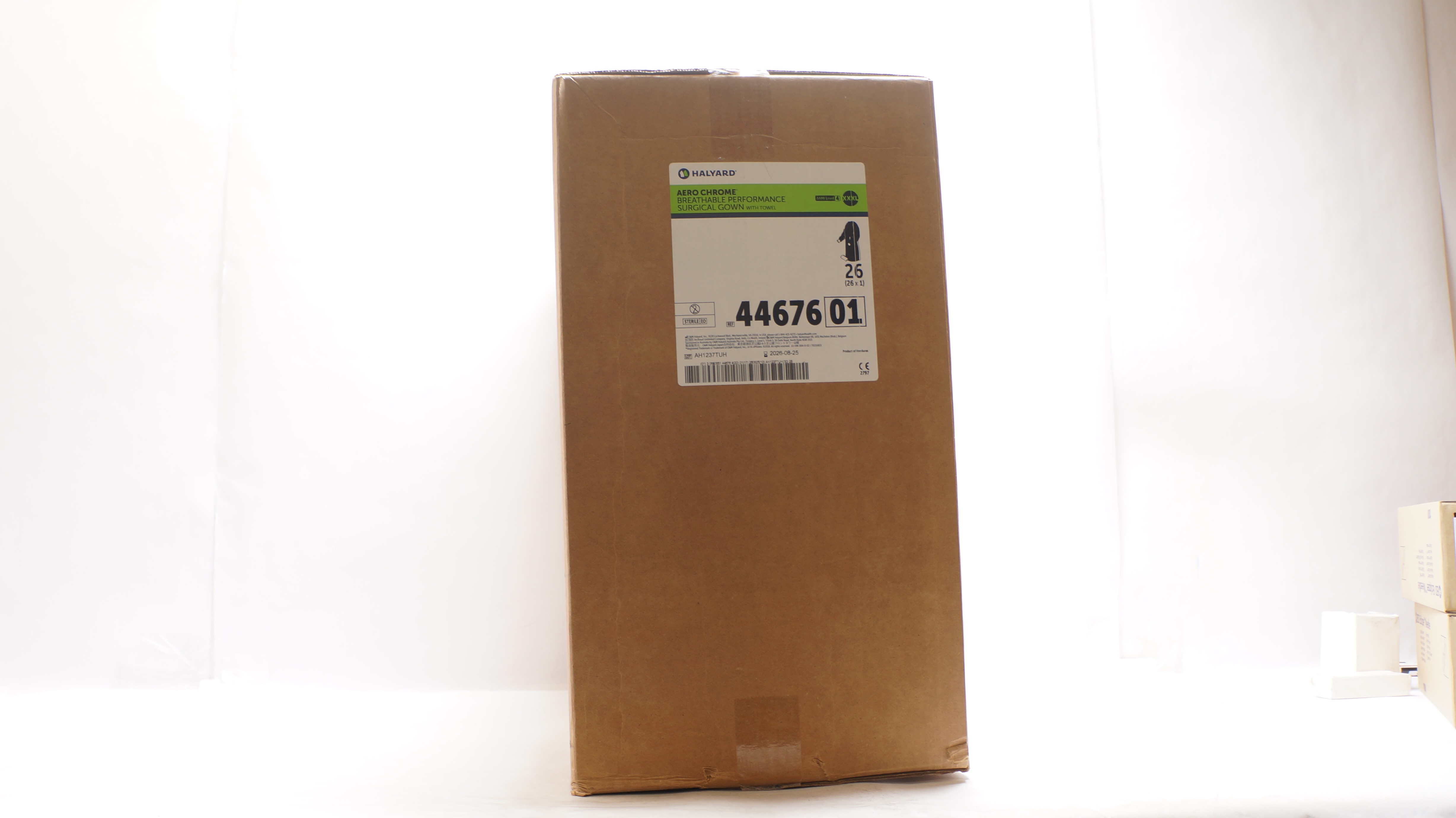Halyard 4467601 Aero Chrome Breathable Surgical Gown AAMI Level 4,XXXL-Box of 26