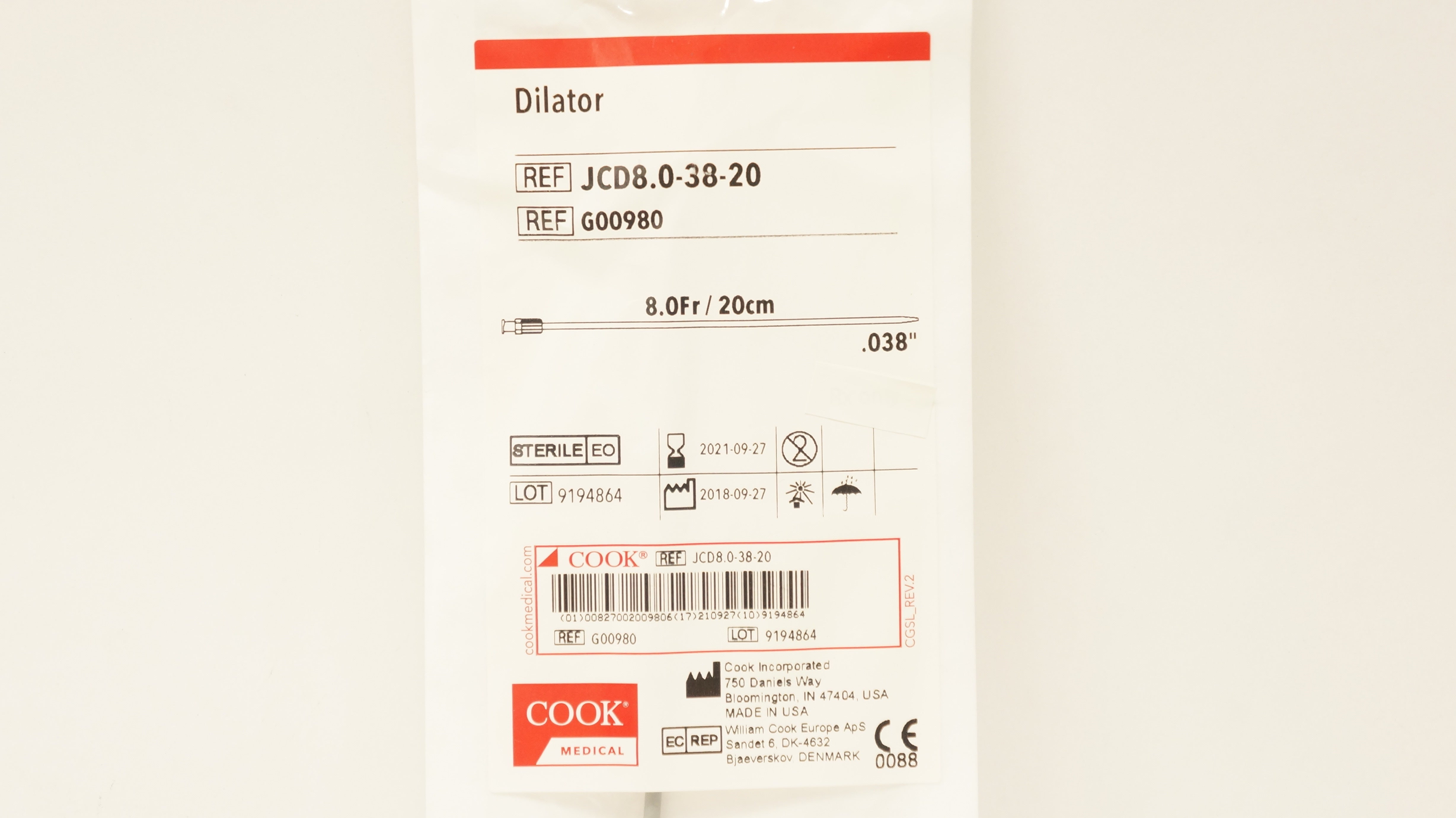Cook G00980 Dilator 8.0Fr x 20 cm x .038inch (x)