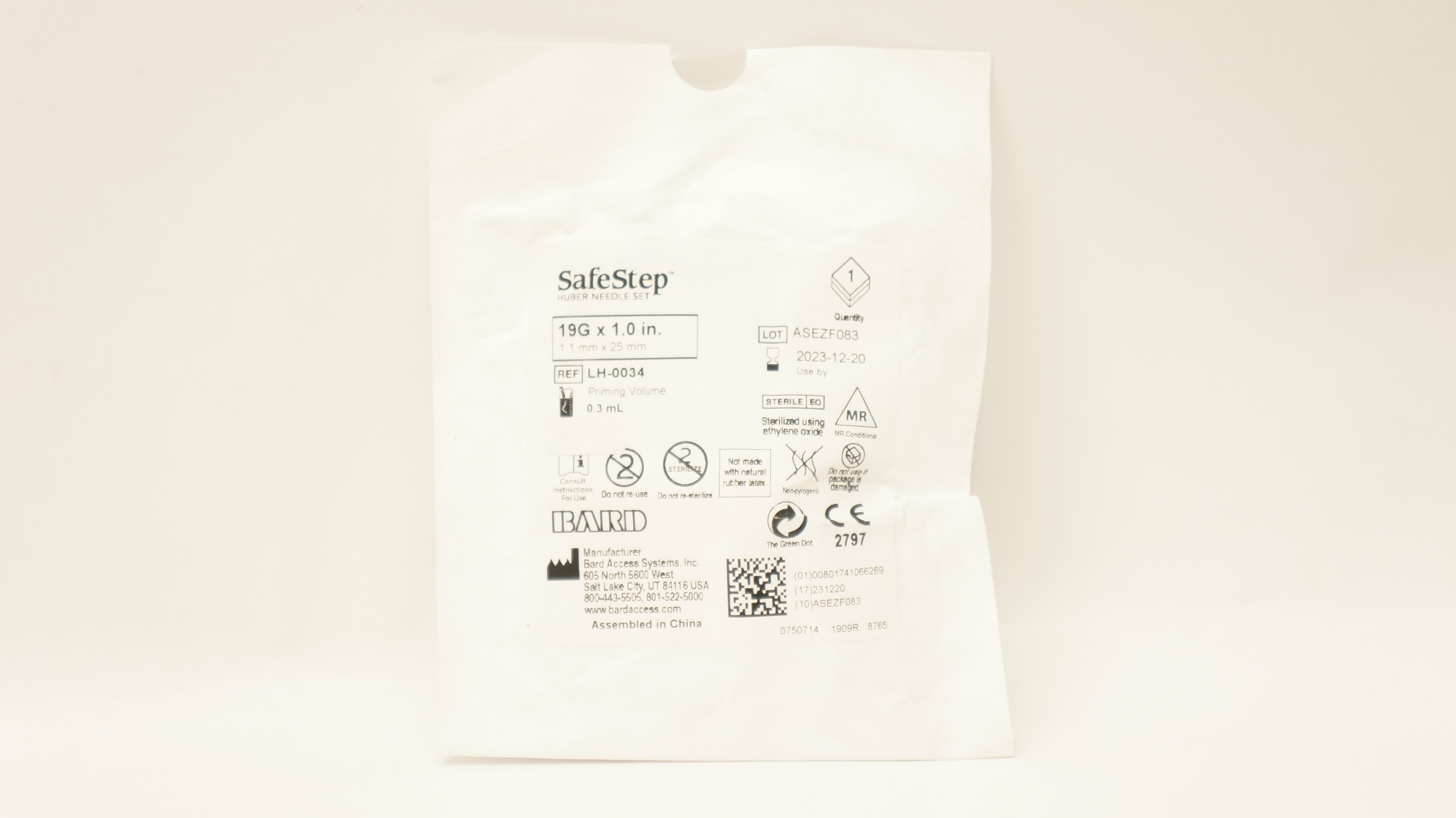Bard LH-0034 SafeStep Huber Ndle Set 19G x 1.0 inch Priming Volume 0.3 mL