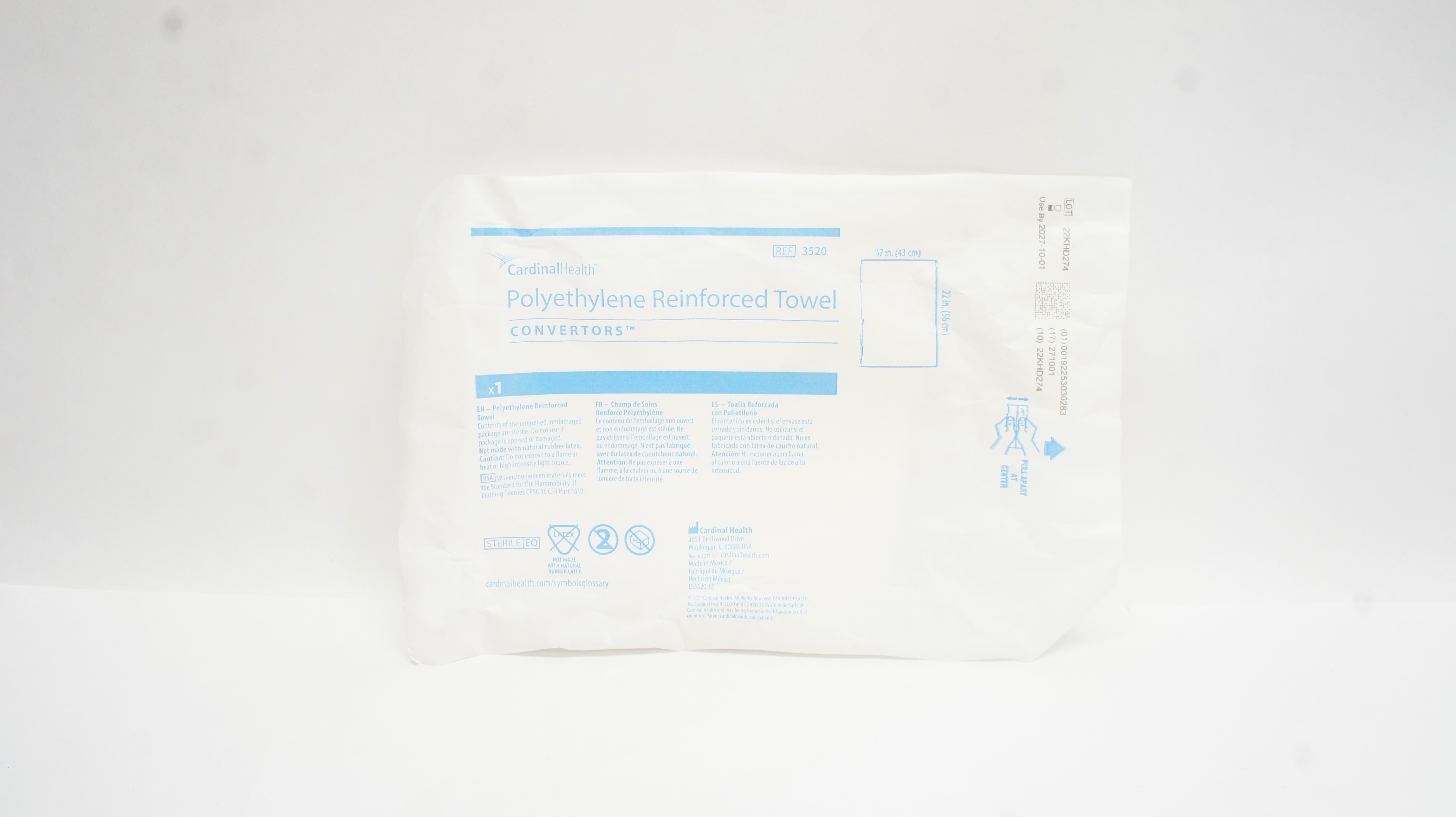 Cardinal Health 3520 Convertors Polylined Towel 17In x 22In
