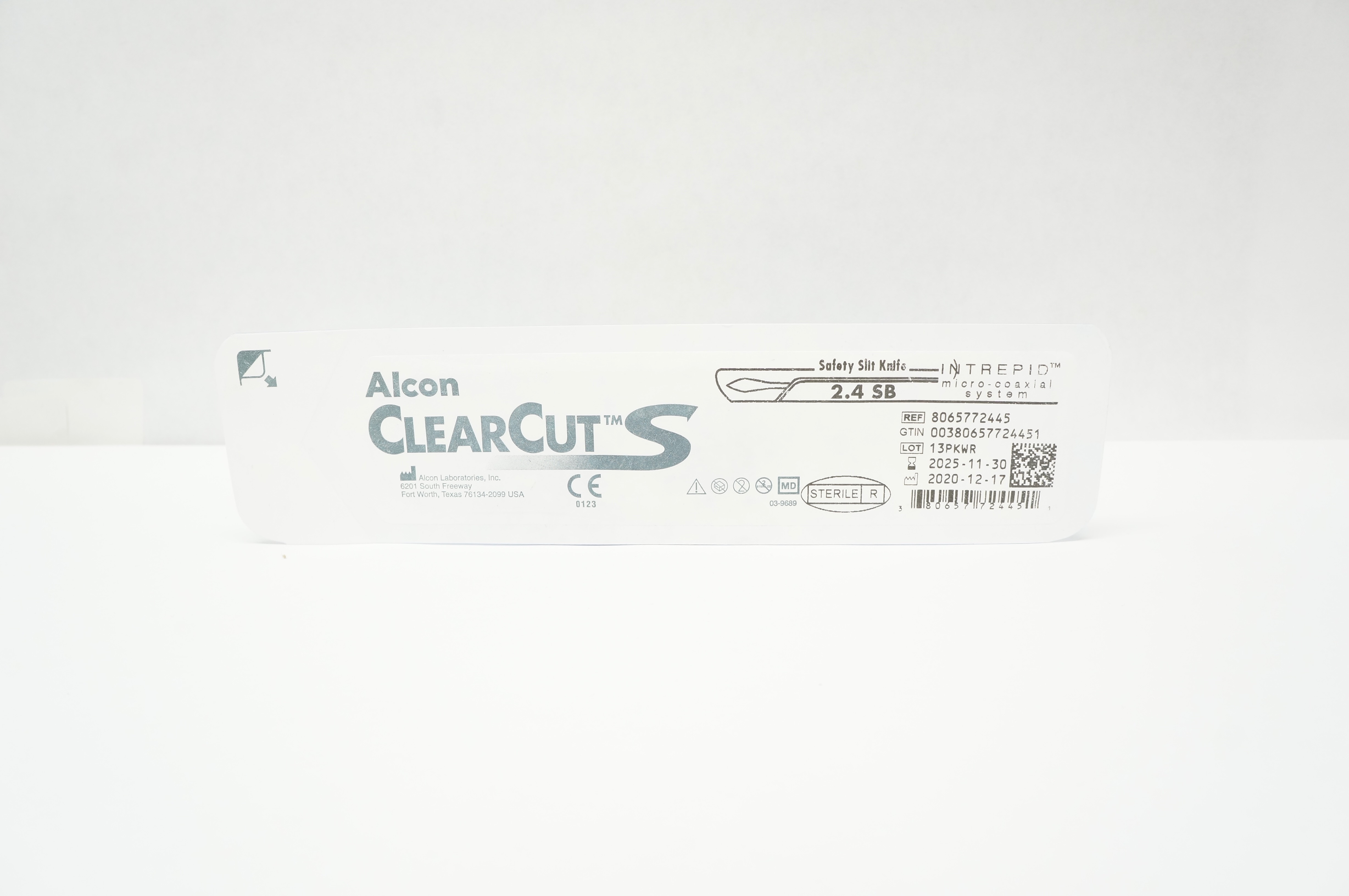Alcon 8065772445 ClearCut S Interpid, Safety Slit Knife 2.4 SB