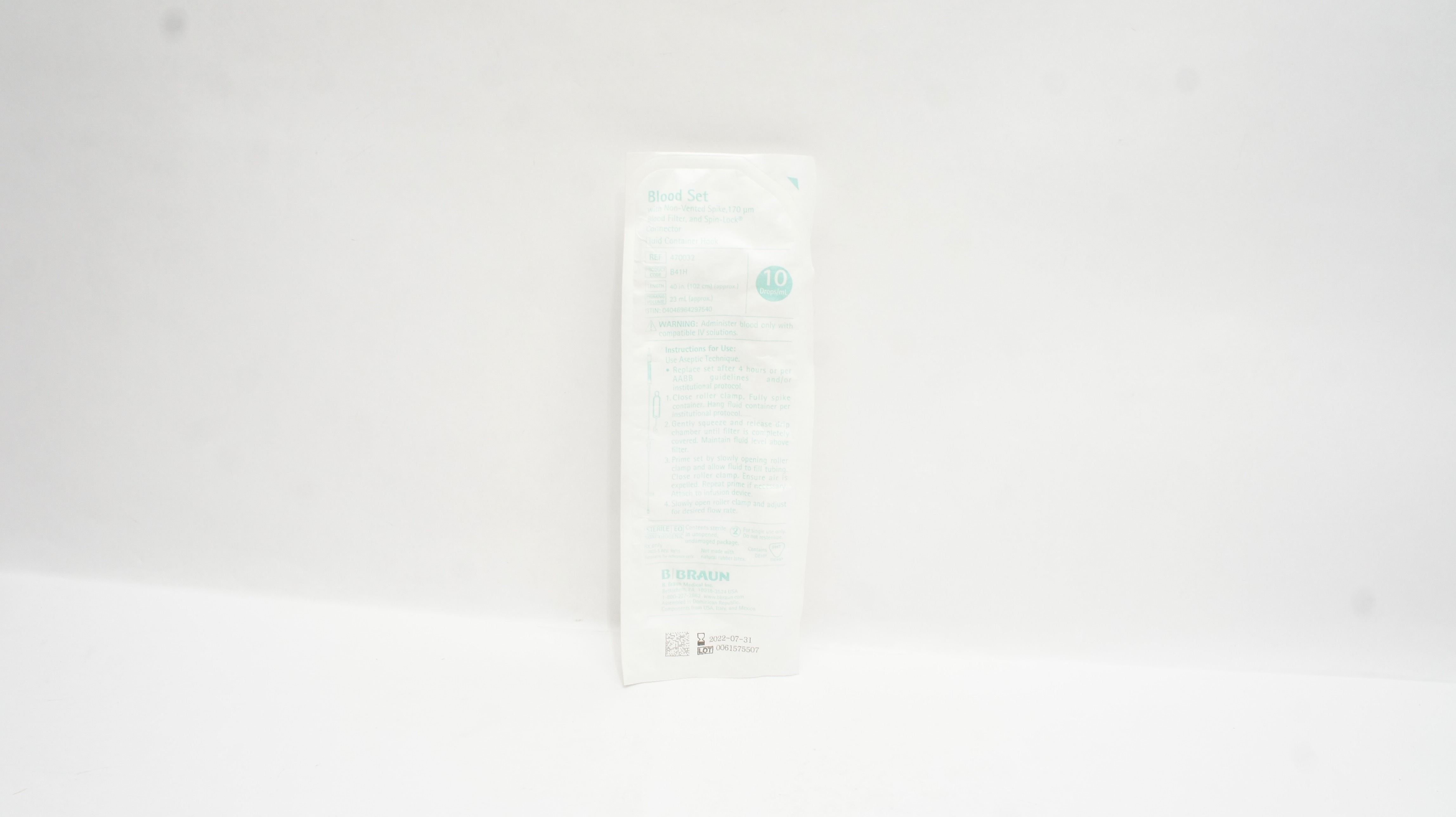 Braun 470032 Blood Set W/Non-Vented Spike 10 Drops/mL, 40 inch x 23 mL (x)