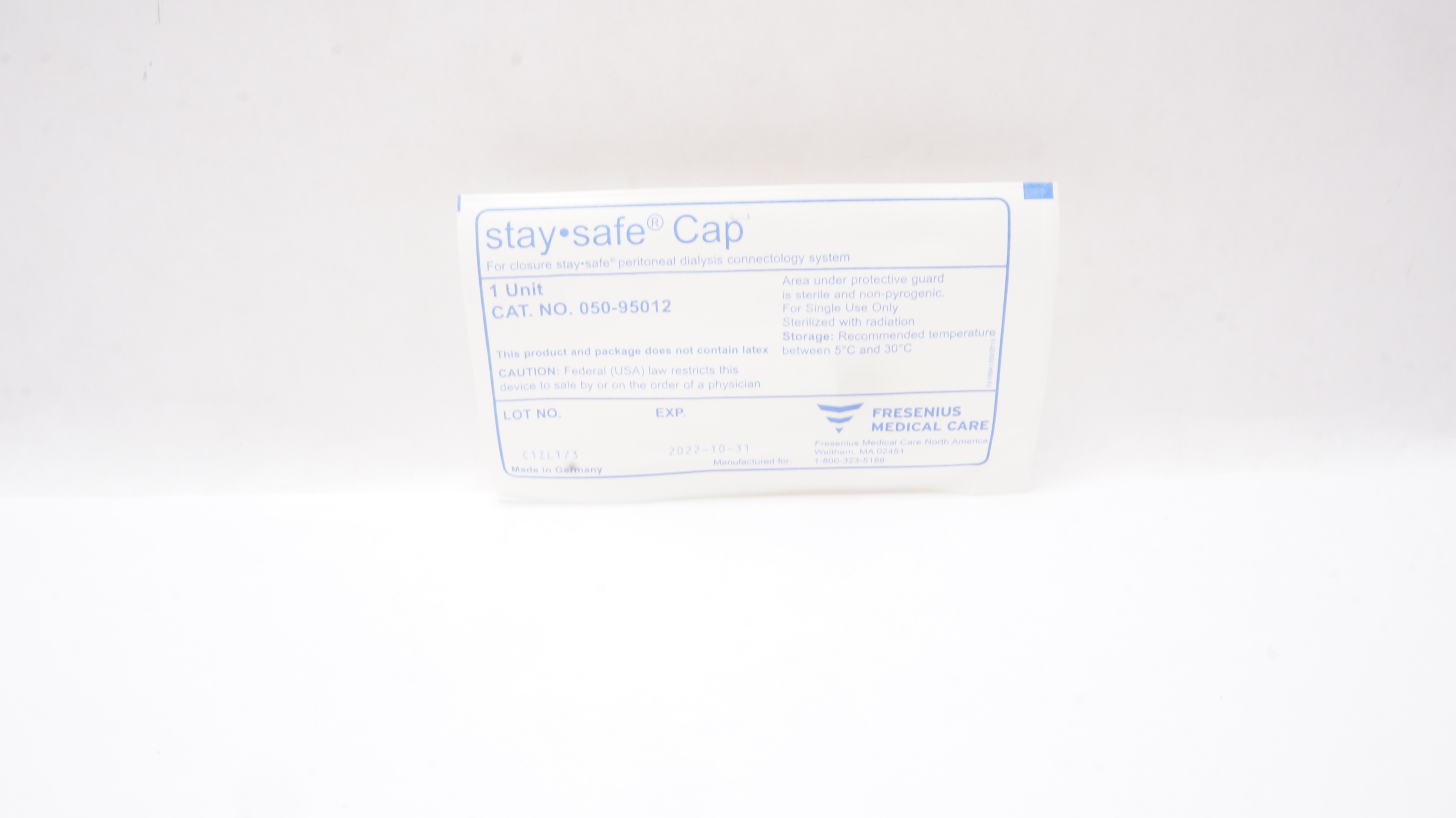 Fresenius Medical Care 050-95012 StaySafe Cap (x)