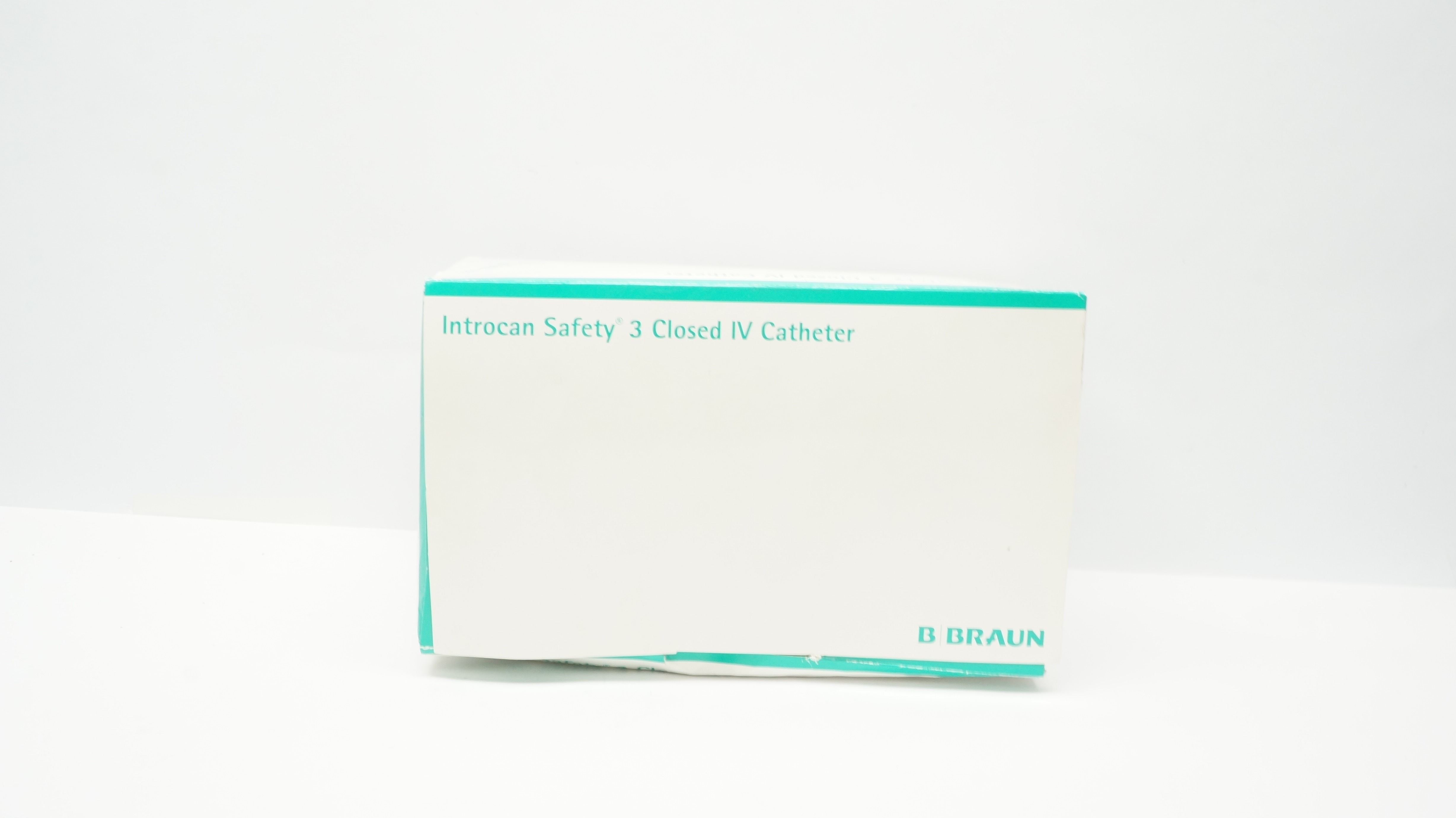 Braun 4251127-02 Introcan Safety 3 Closed IV Cath. 24G x 3/4inch - Box of 47