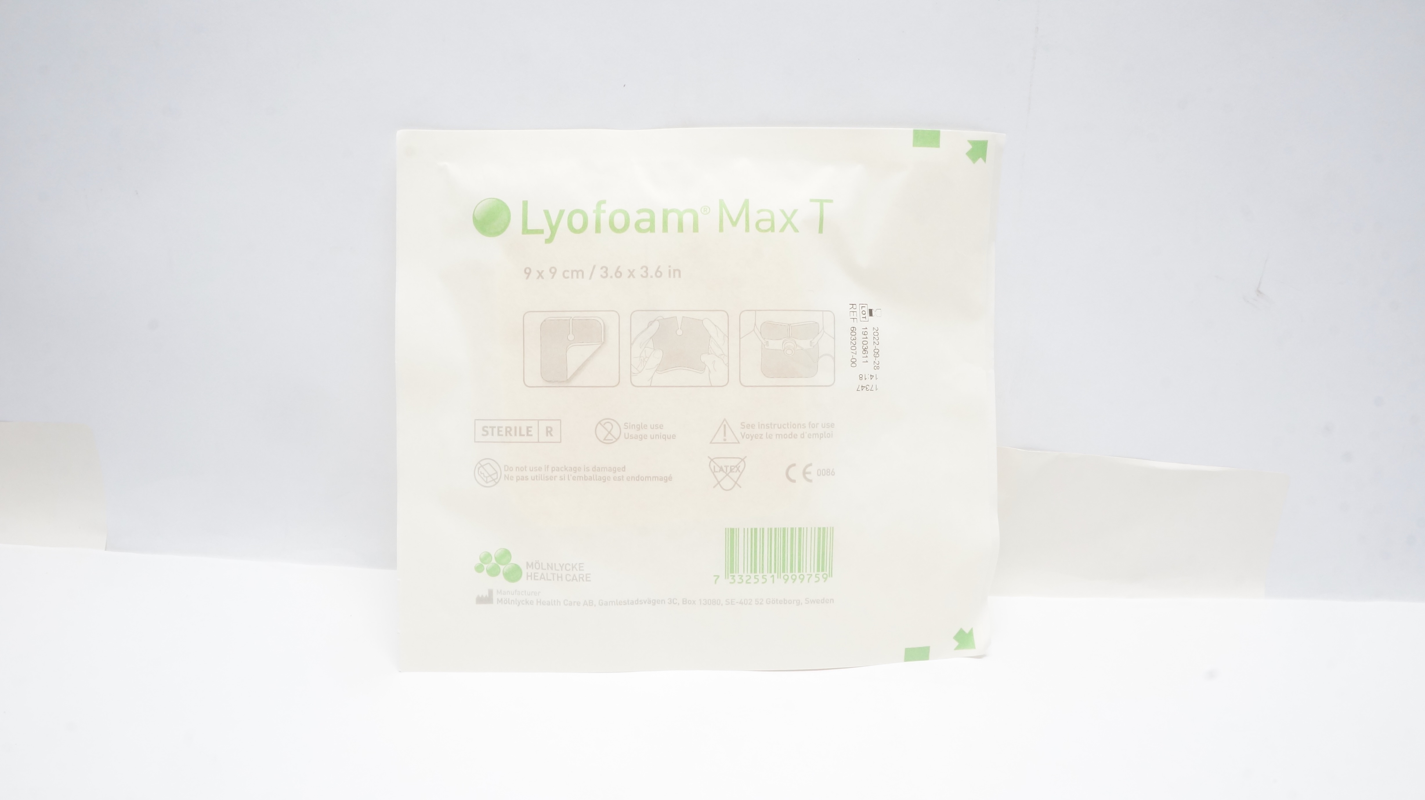 Molnlycke 603207-00 Lyofoam Max T Tracheostomy Dressing 3.6inch x 3.6inch (x)