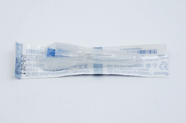 BD 305902 SafetyGlide Ndle 23G x 1