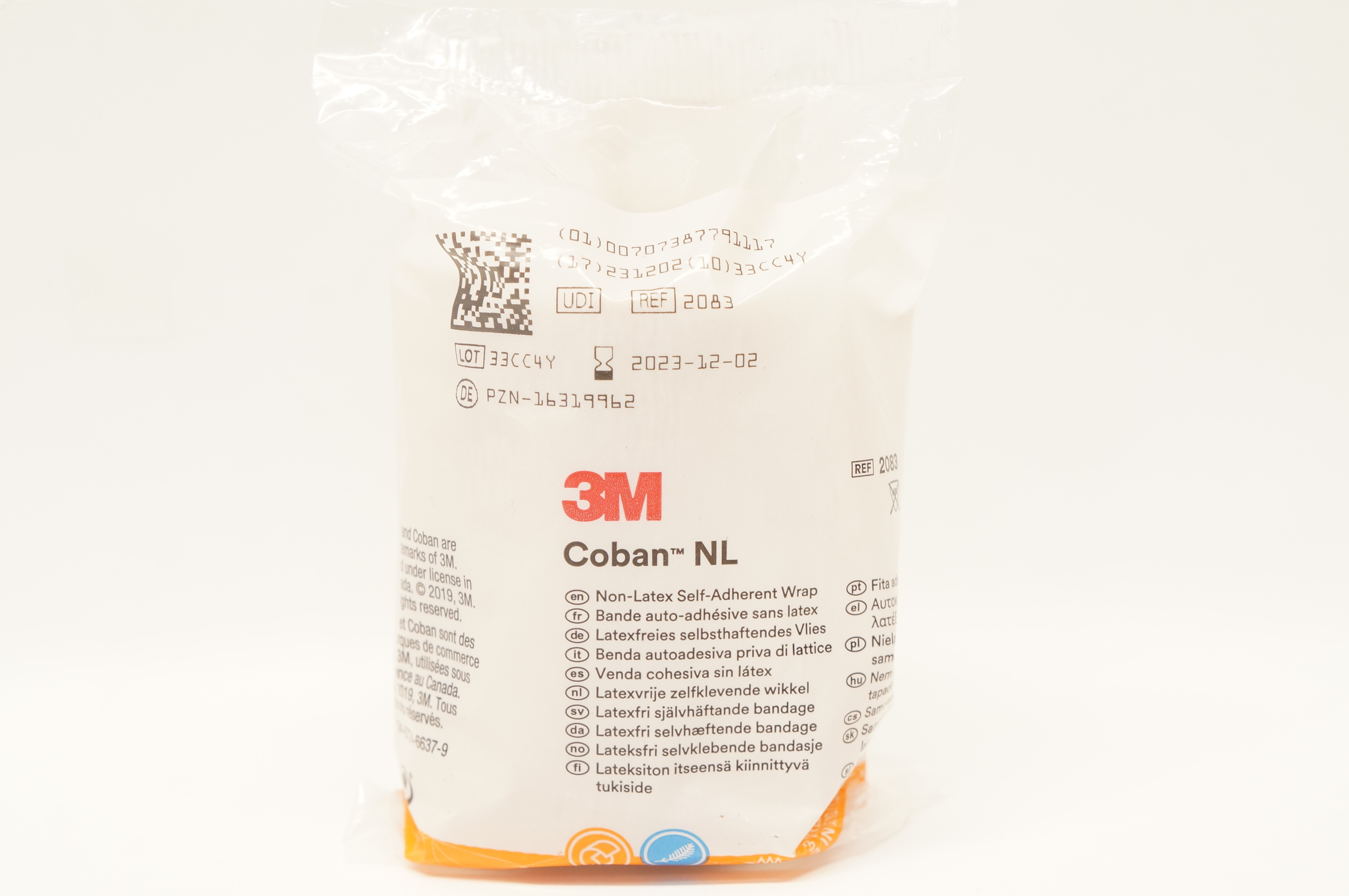3M 2083 Coban NL Non-Latex Self-Adherent Wrap 3 inch x 5 yd