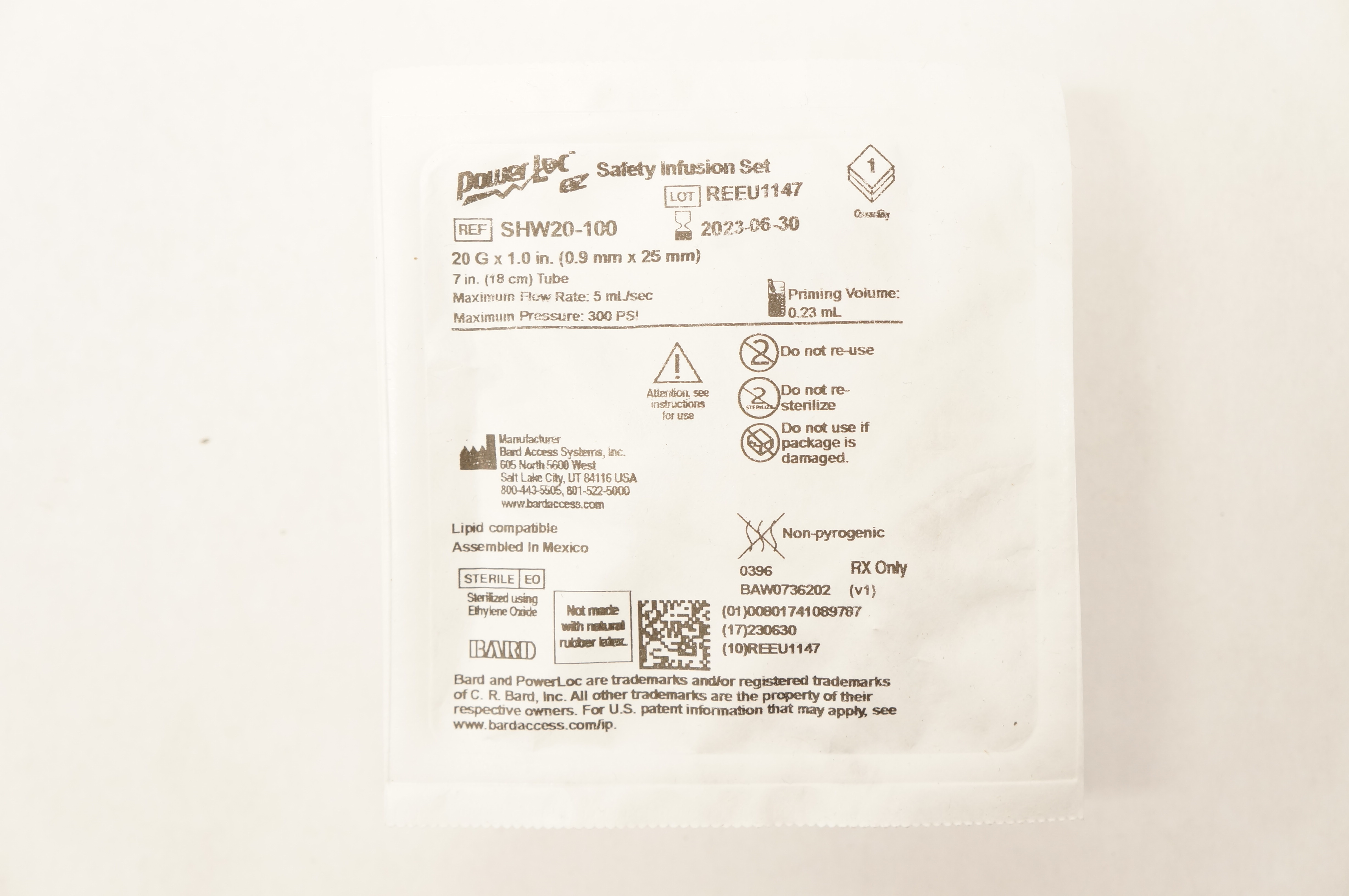 Bard SHW20-100 Power loc Safety Infusion Set 20G x 1.0 inch Priming Vol. 0.23mL