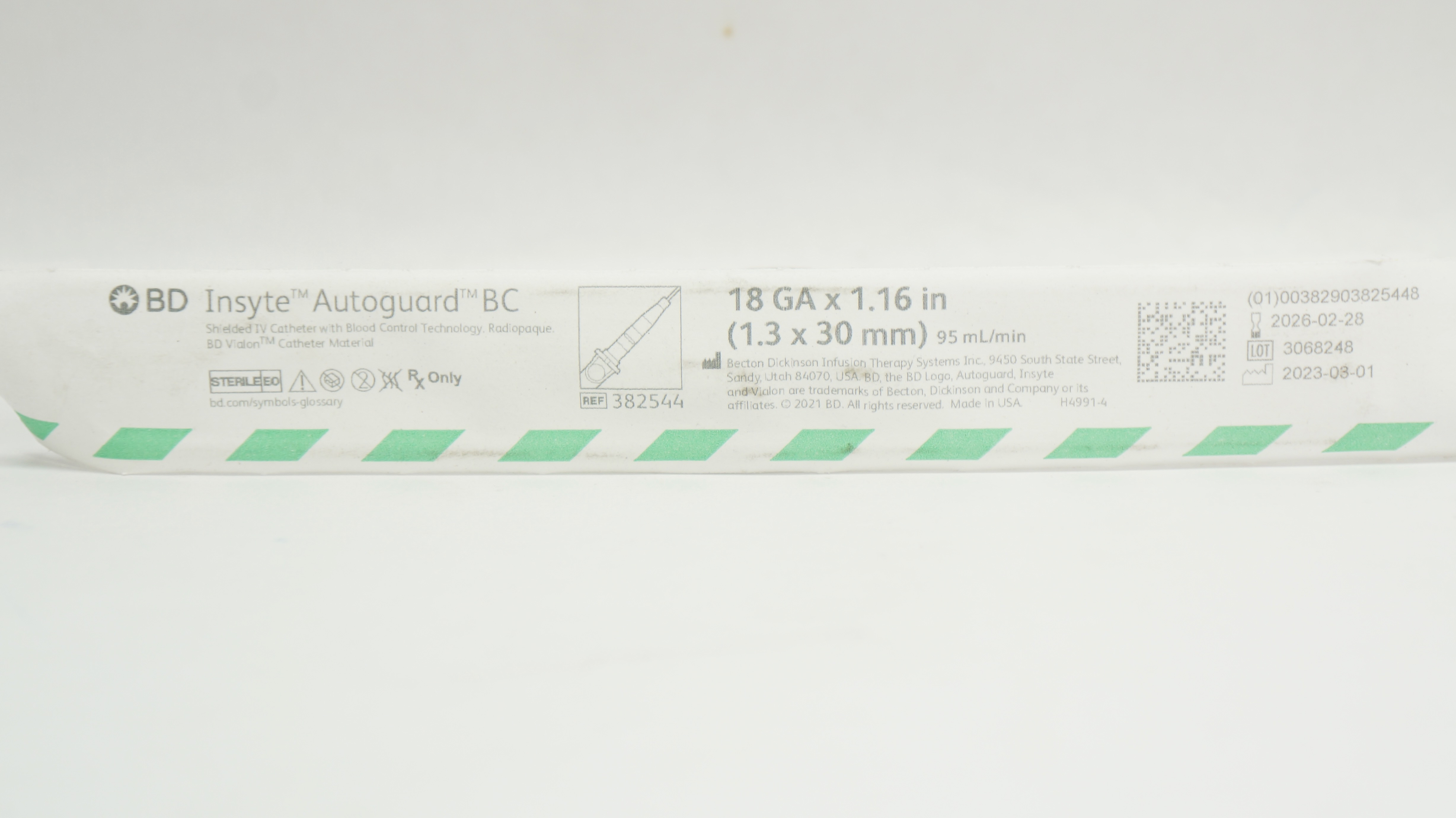 BD 382544 Insyte Autoguard BC Shielded IV Cath. 18GA x 1.16inch 95mL/min