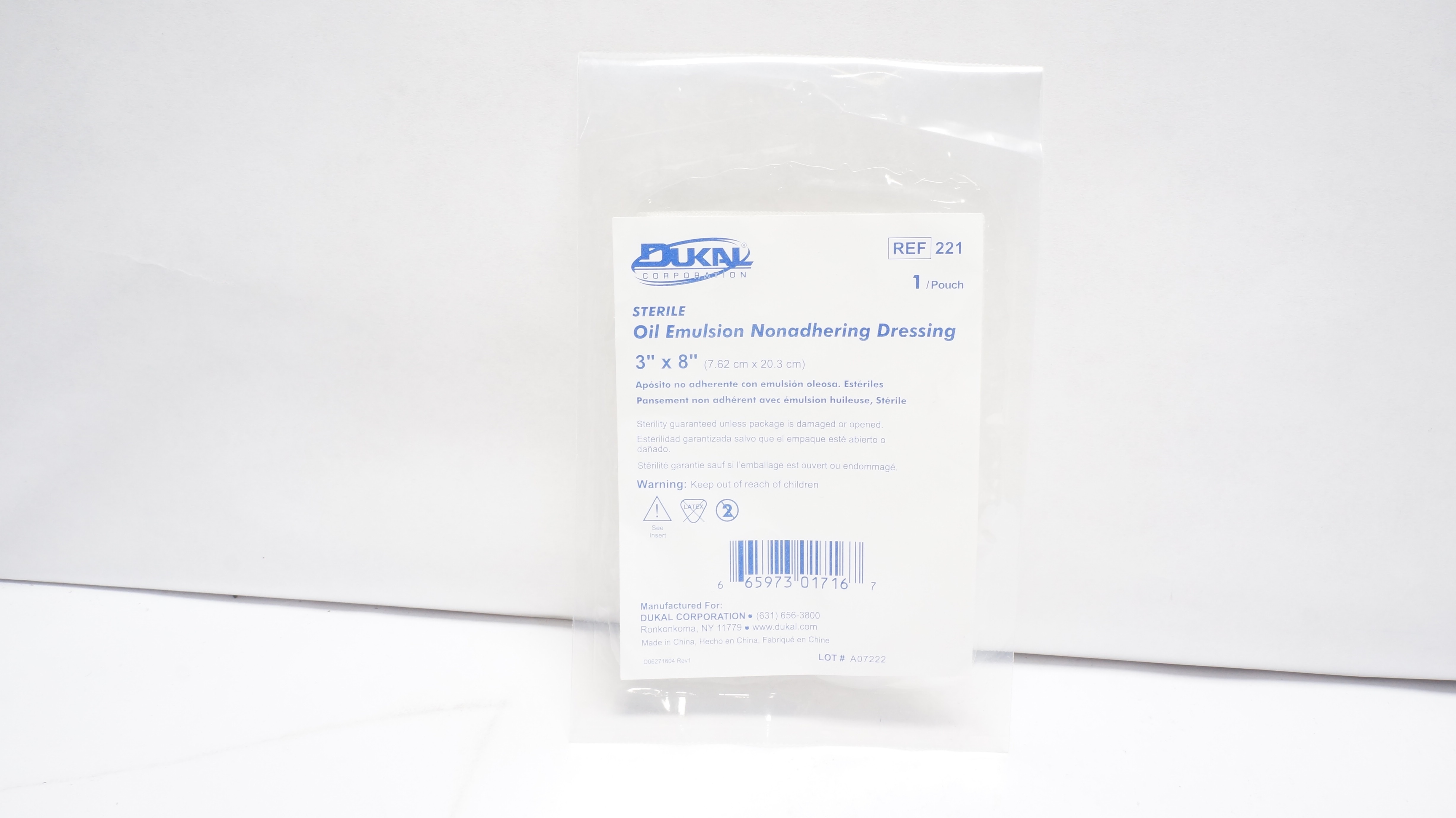 Dukal 221 Oil Emulsion Nonadhering Dressing 3inch x 8inch