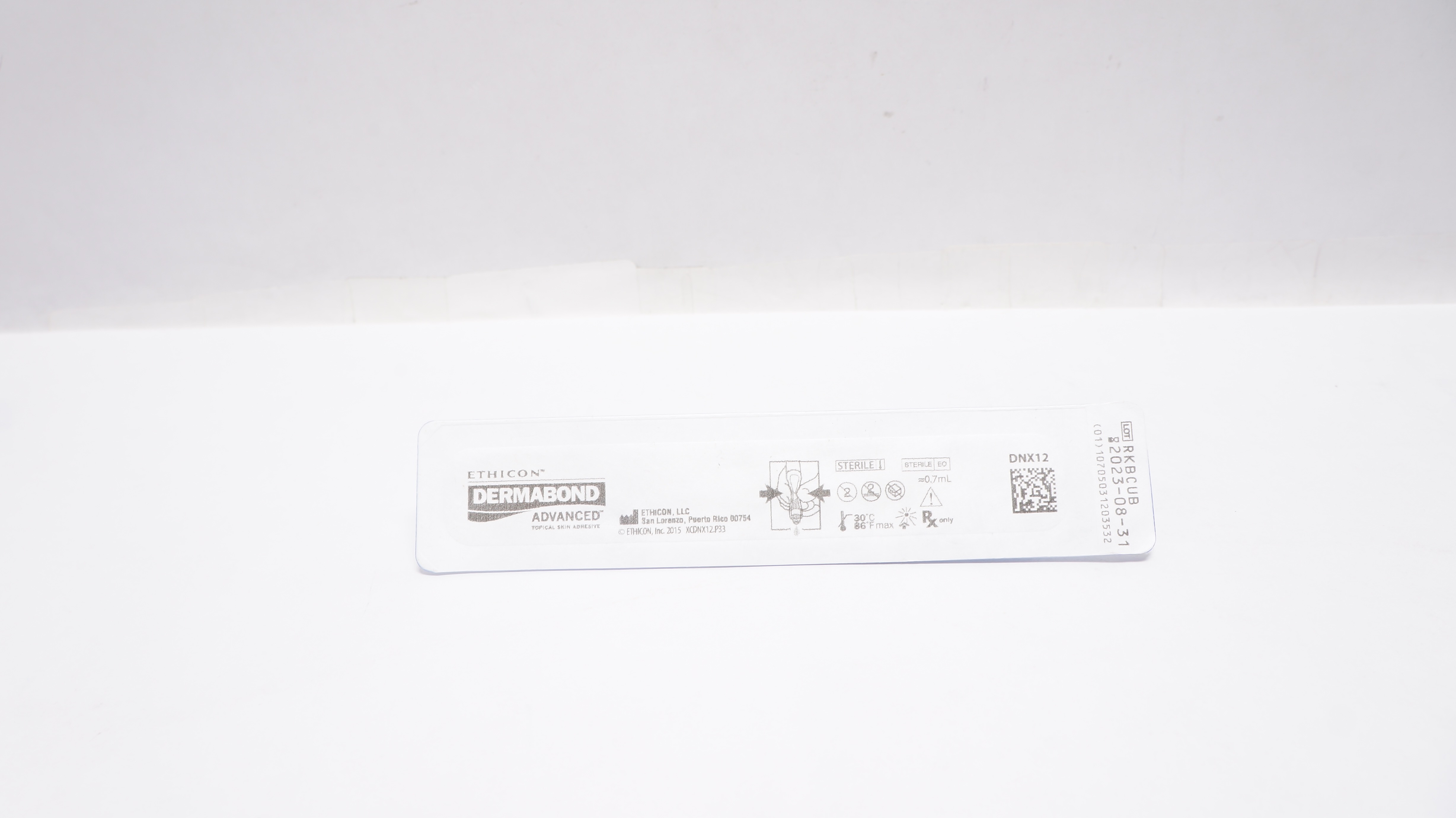 Ethicon DNX12 Dermabond Advanced Topical Skin Adhesive 0.7mL Appx. (x)