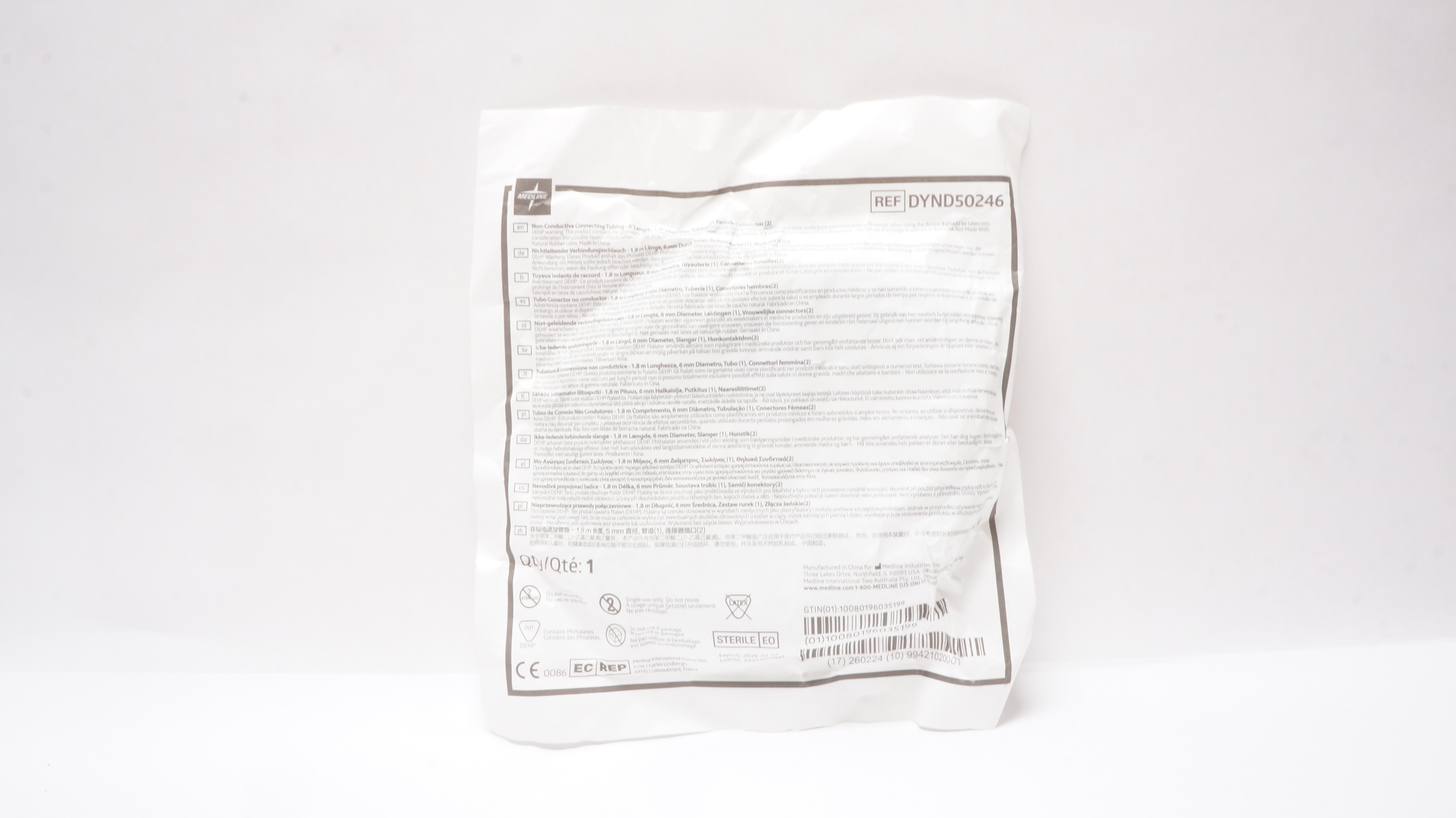 Medline DYND50246 Non-Conductive Connecting Tubing 6Ft. x 1/4inch, Connectors