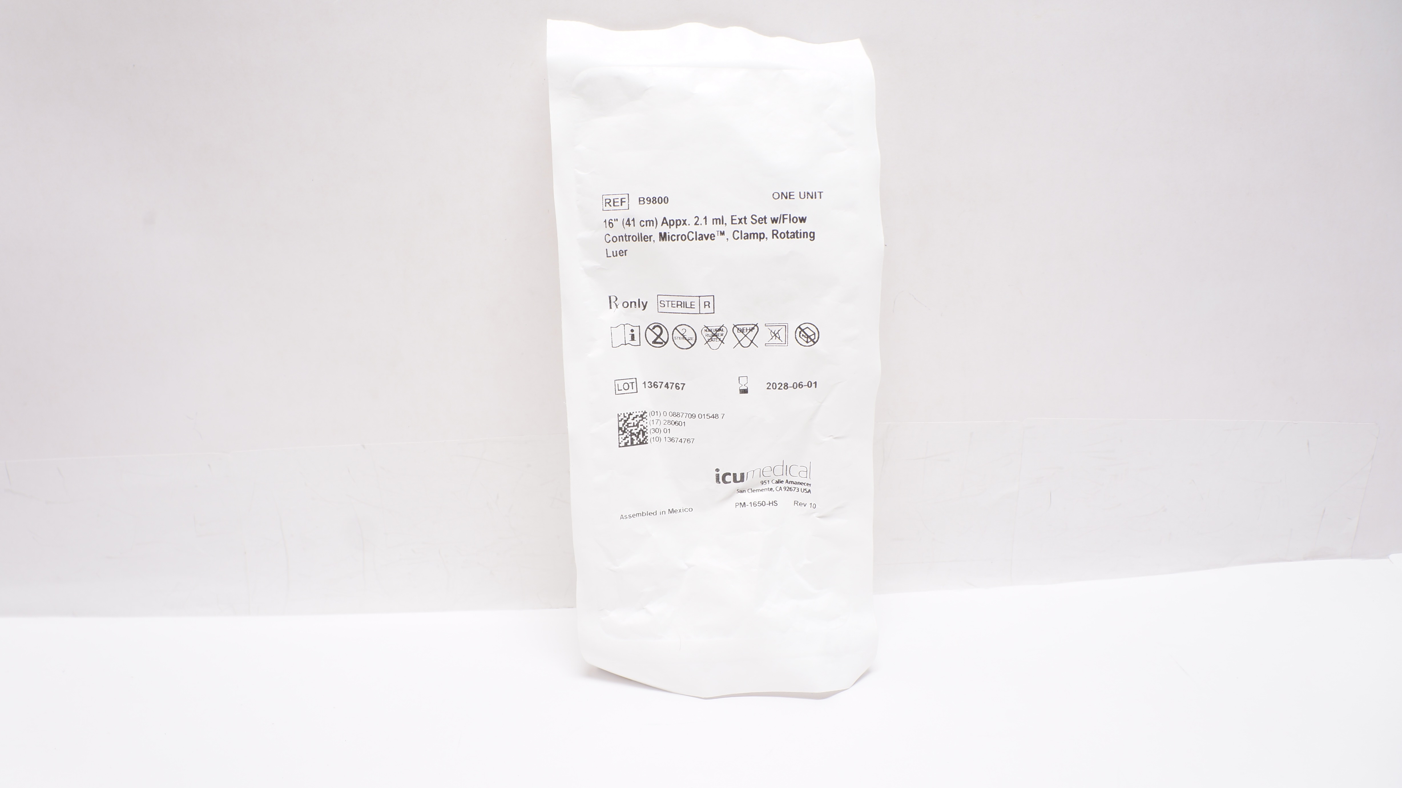IcuMedical B9800 Extension Set w/Flow Controller, MicroClave, 16inch x 2.1mL