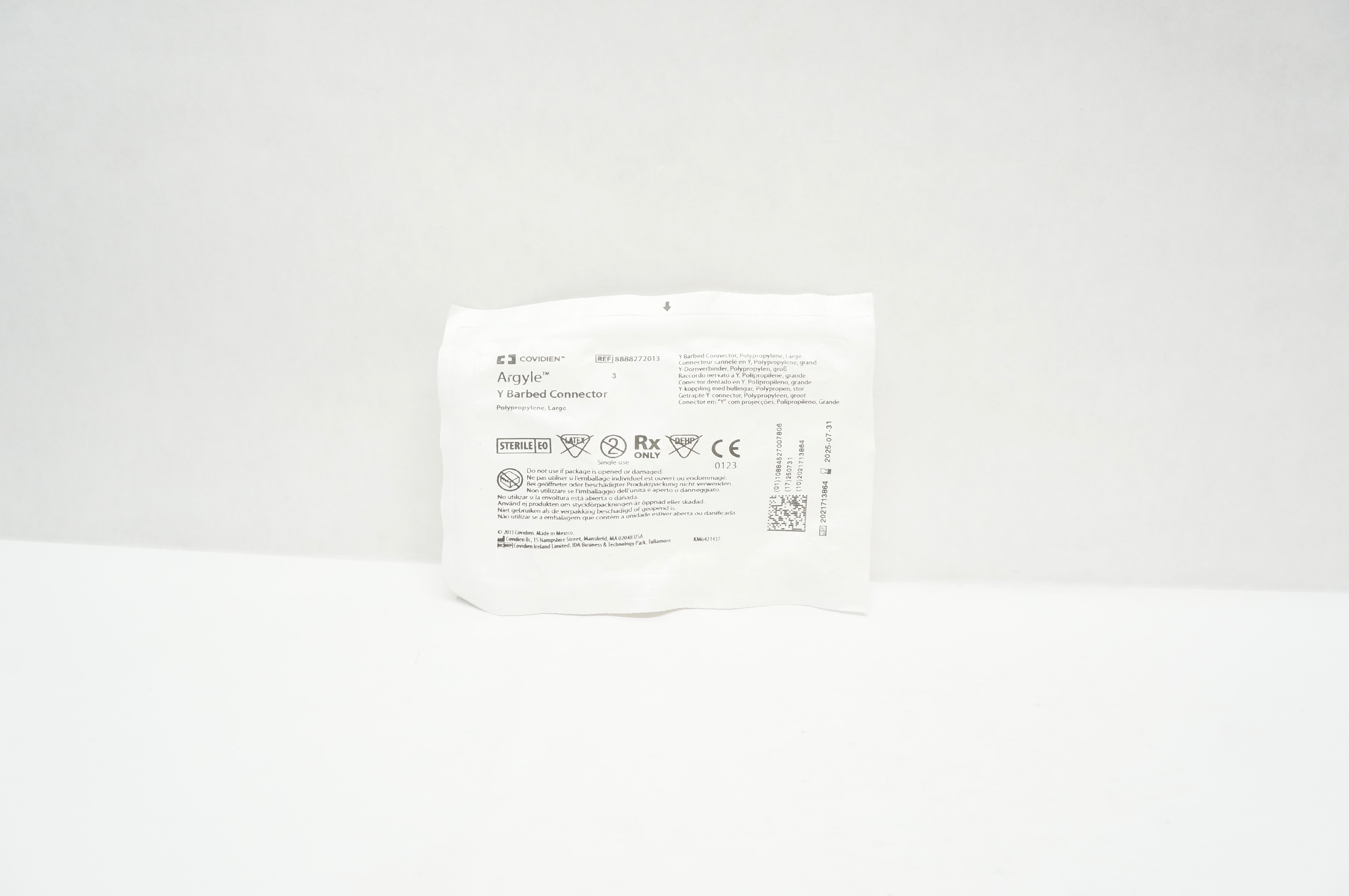 Covidien 8888272013 Argyle Y Barbed Connector Polypropylene, Large