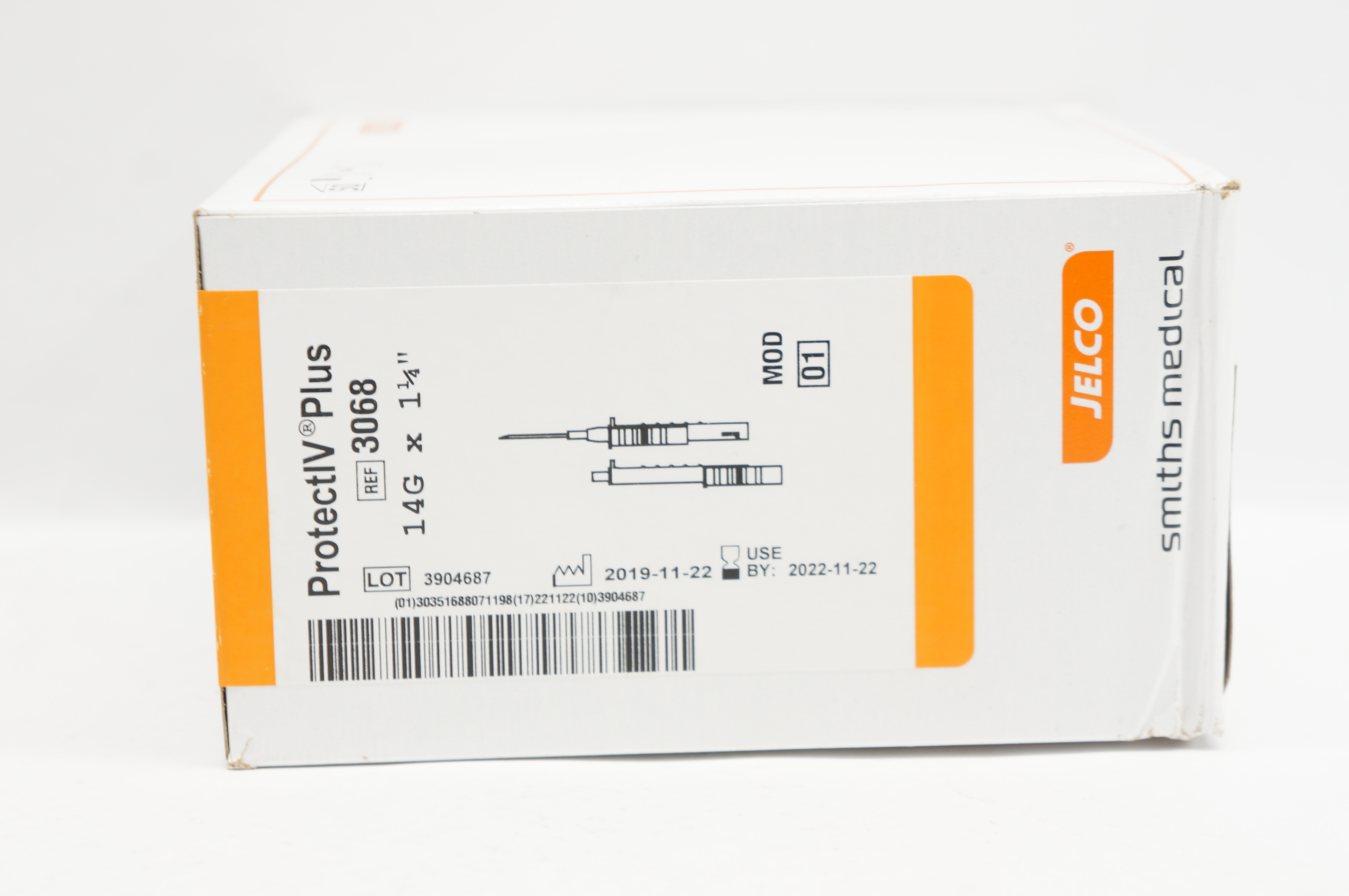 Smiths Medical 3068 ProtectIV Plus Safety Caths. 14G x 1-1/4inch - Box of 50