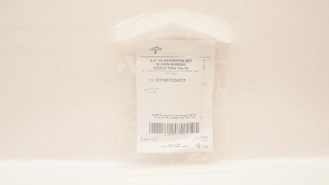 Medline DYNDTC5077 6.5inch IV Extension Set w/Ndle Free Valve 0.7ml x 17cm Appx.