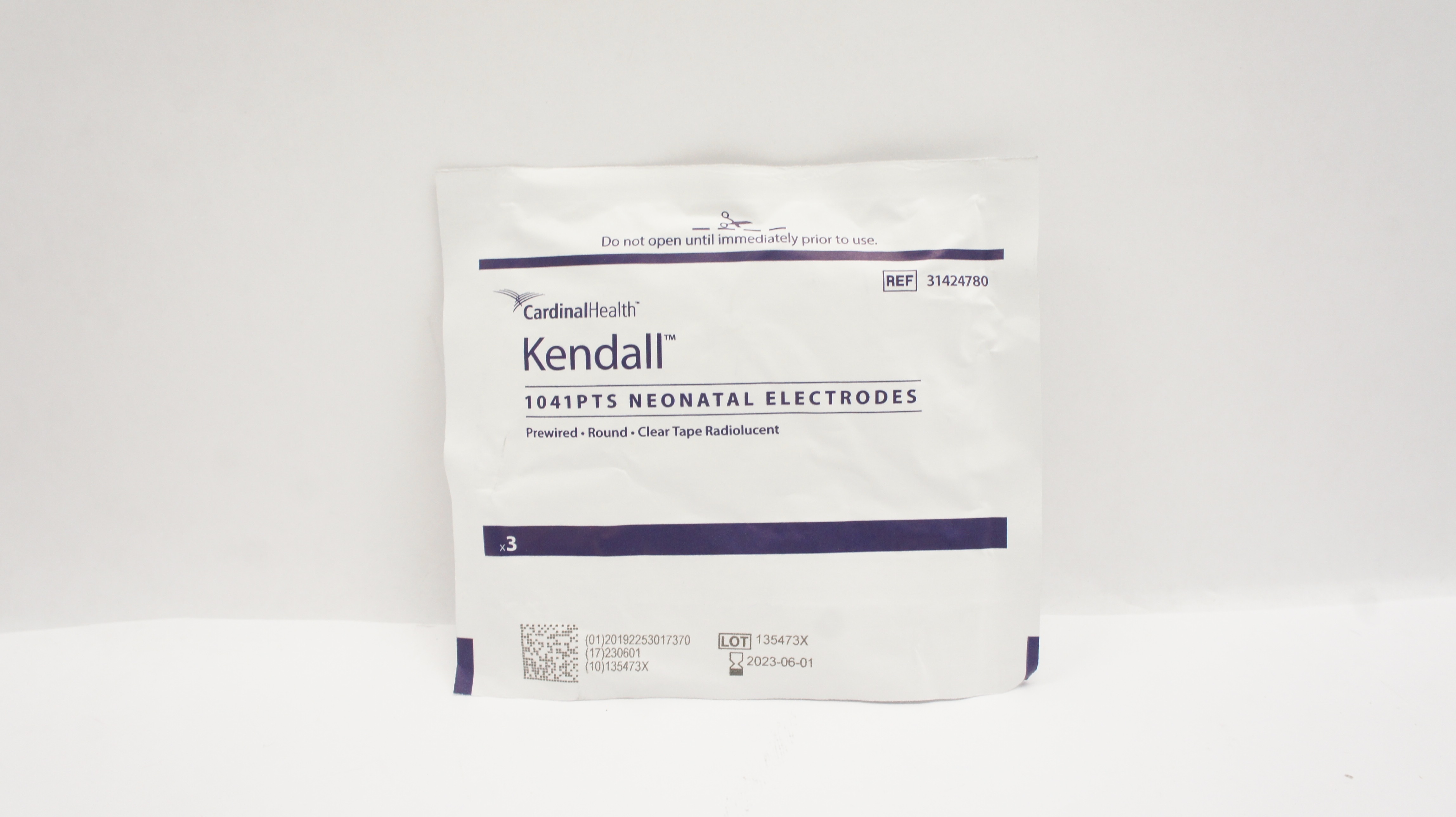 Cardinal Health 31424780 Kendall 1041PTS Neonatal Electrodes - Pack of 3