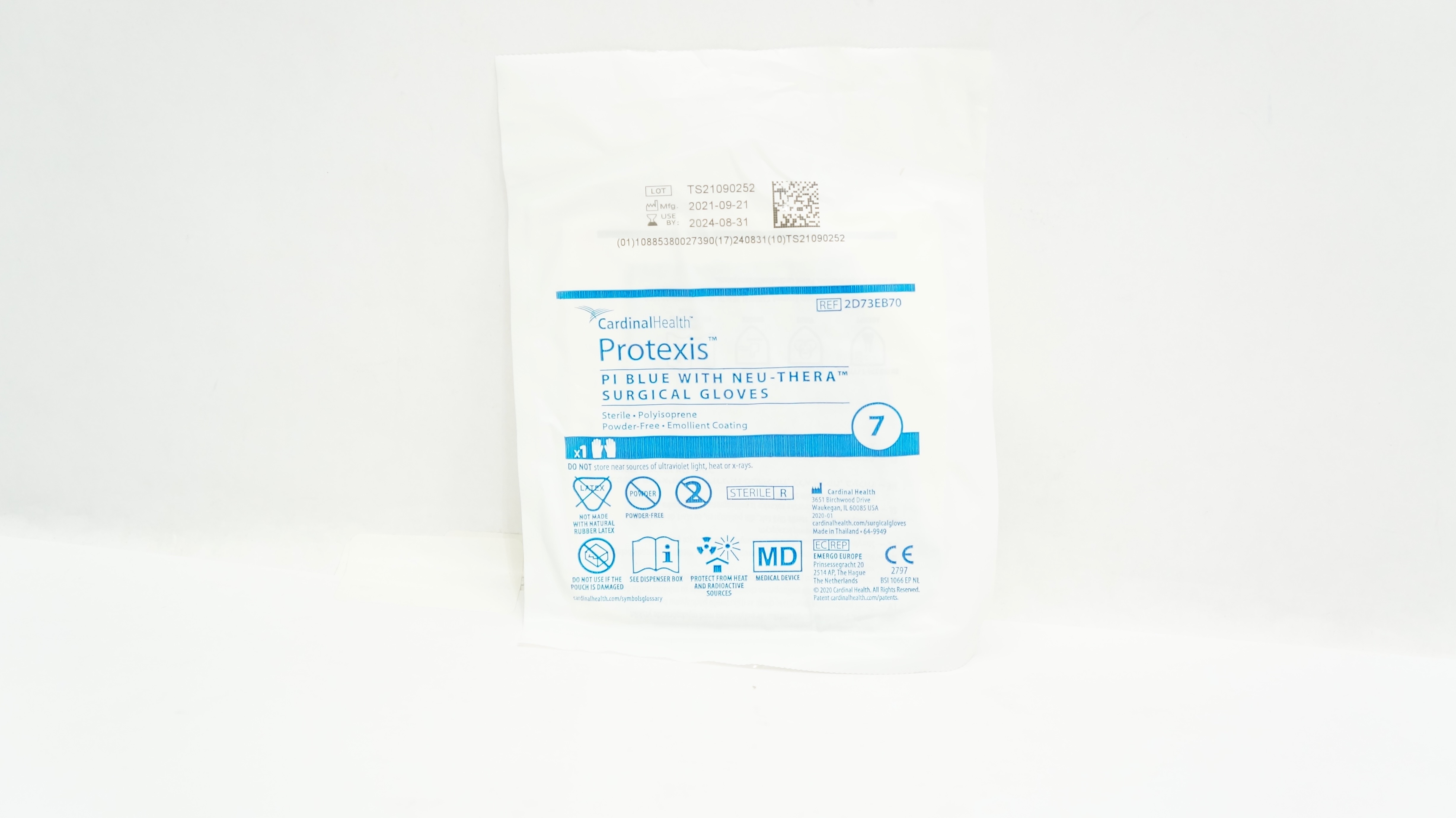 Cardinal Health 2D73EB70 PROTEXIS PI Blue Powder-Free Surgical Gloves, Size 7