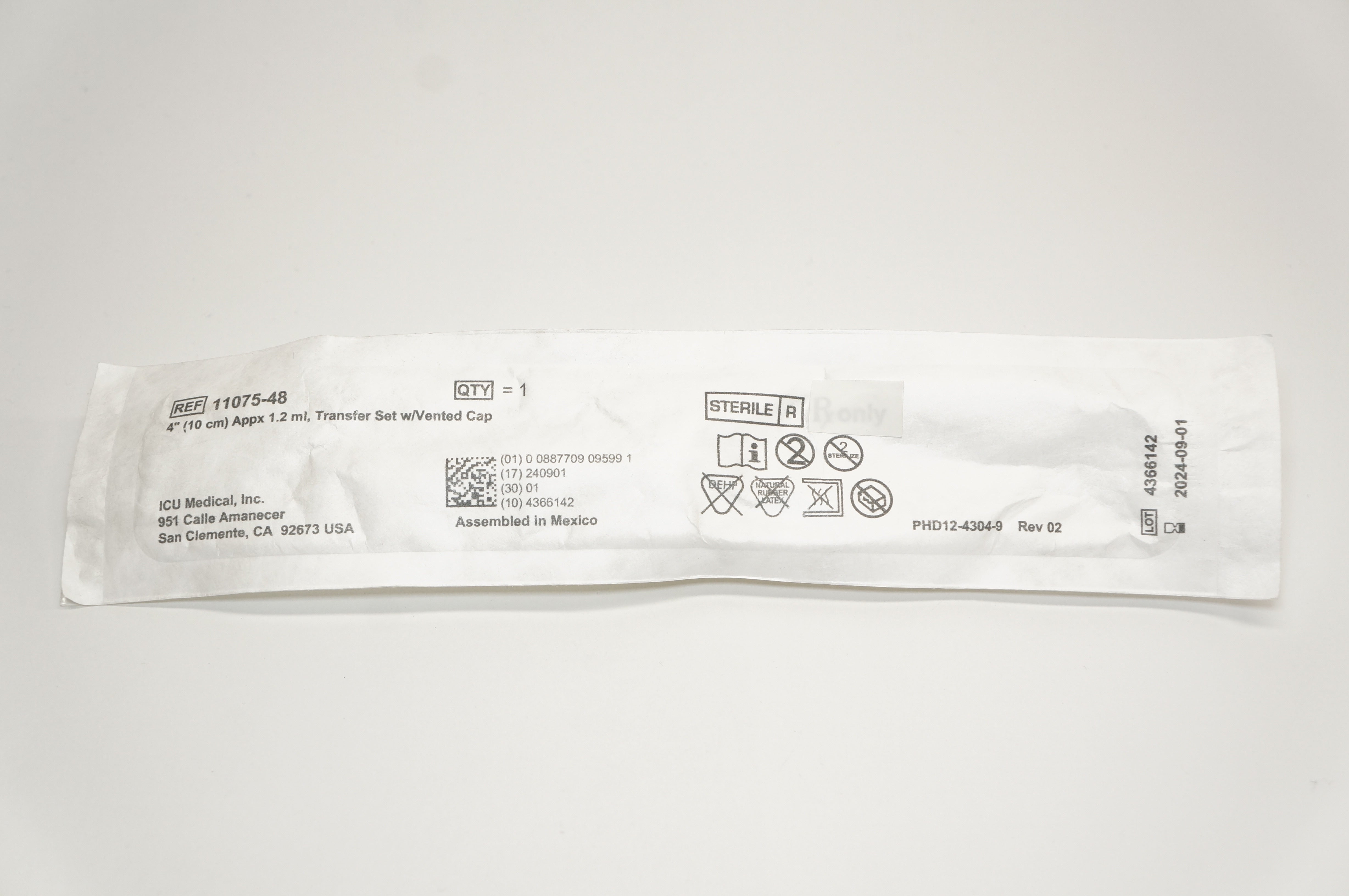 ICU Medical 11075-48 Transfer Set with Vented Cap 4inch x 1.2ml