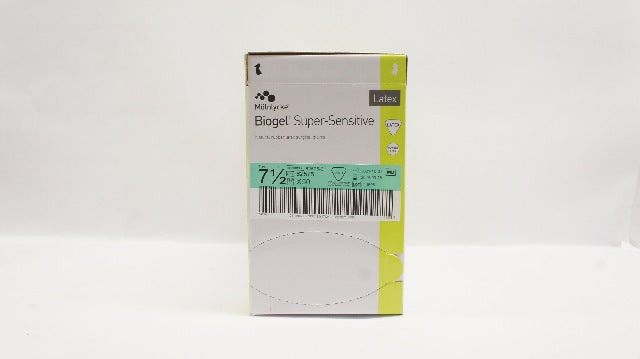 Molnlycke Healthcare 82575 Biogel Super-Sensitive Surgical Gloves 7,5- Box of 50
