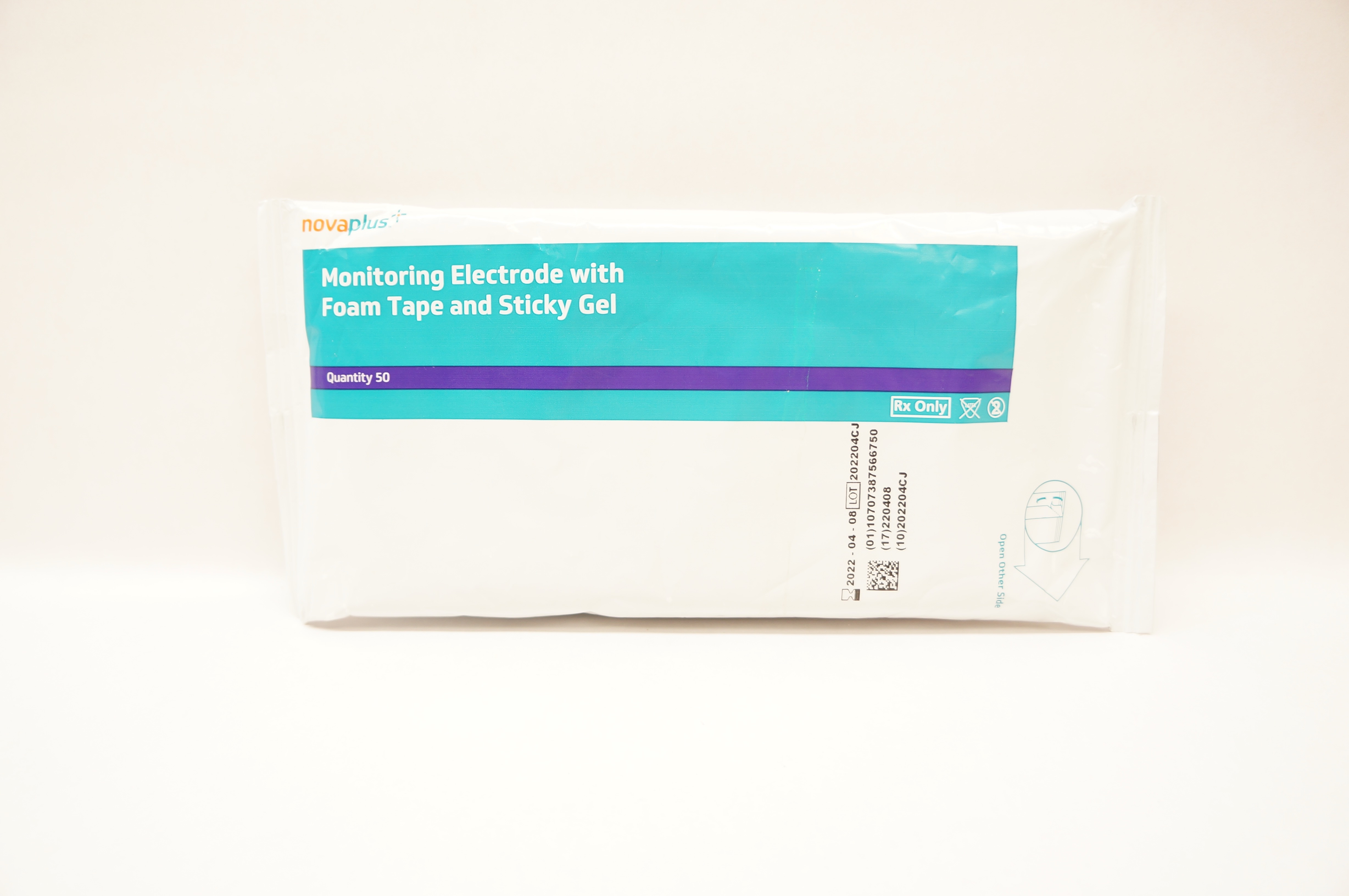 3M V2560 Novaplus Monitoring Electrode w/Foam Tape & Sticky Gel (x) - Pack of 50