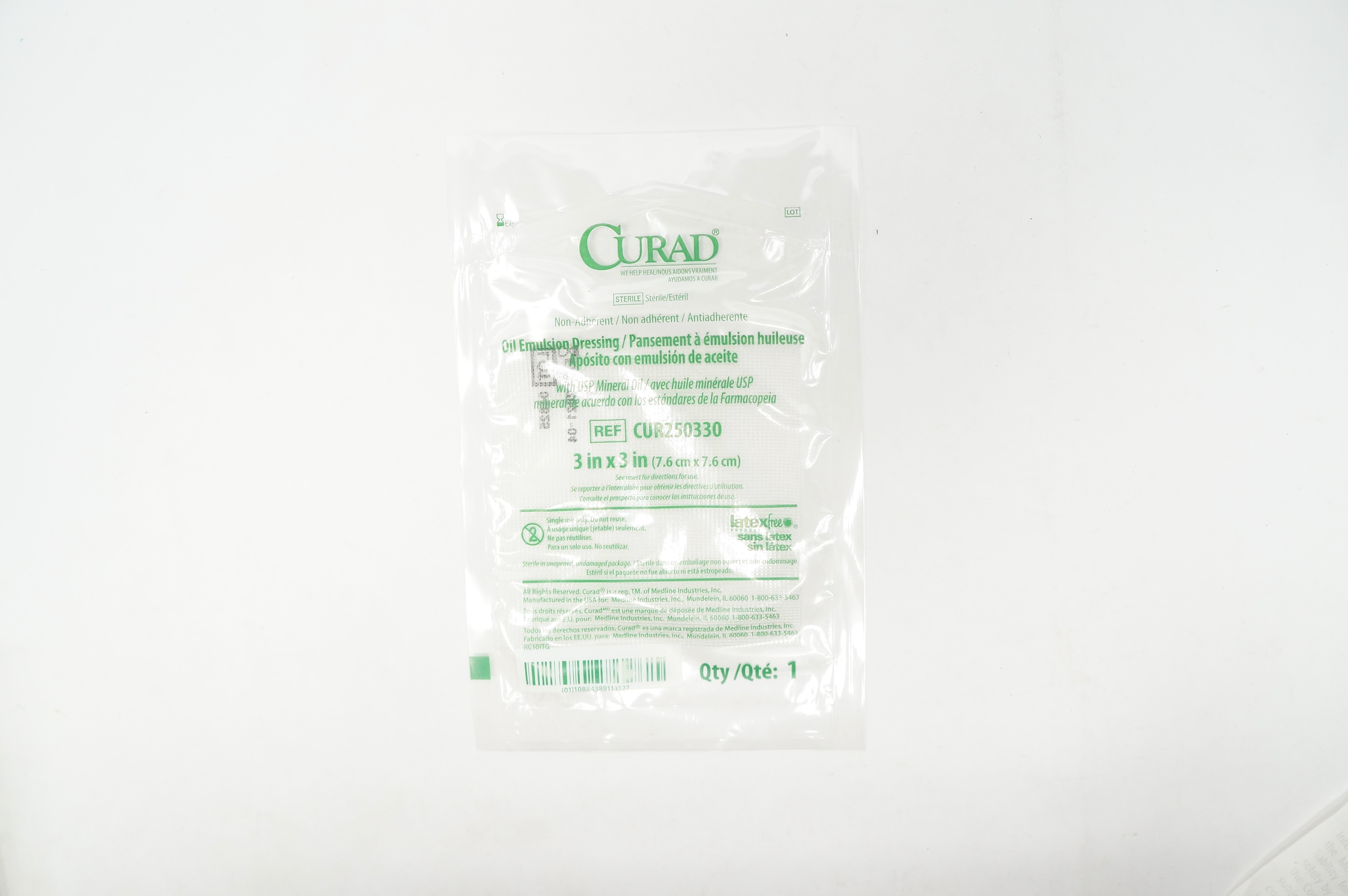 Medline CUR250330 Curad Non-Adherent Oil Emulsion Dressing 3inch x 3inch (x)