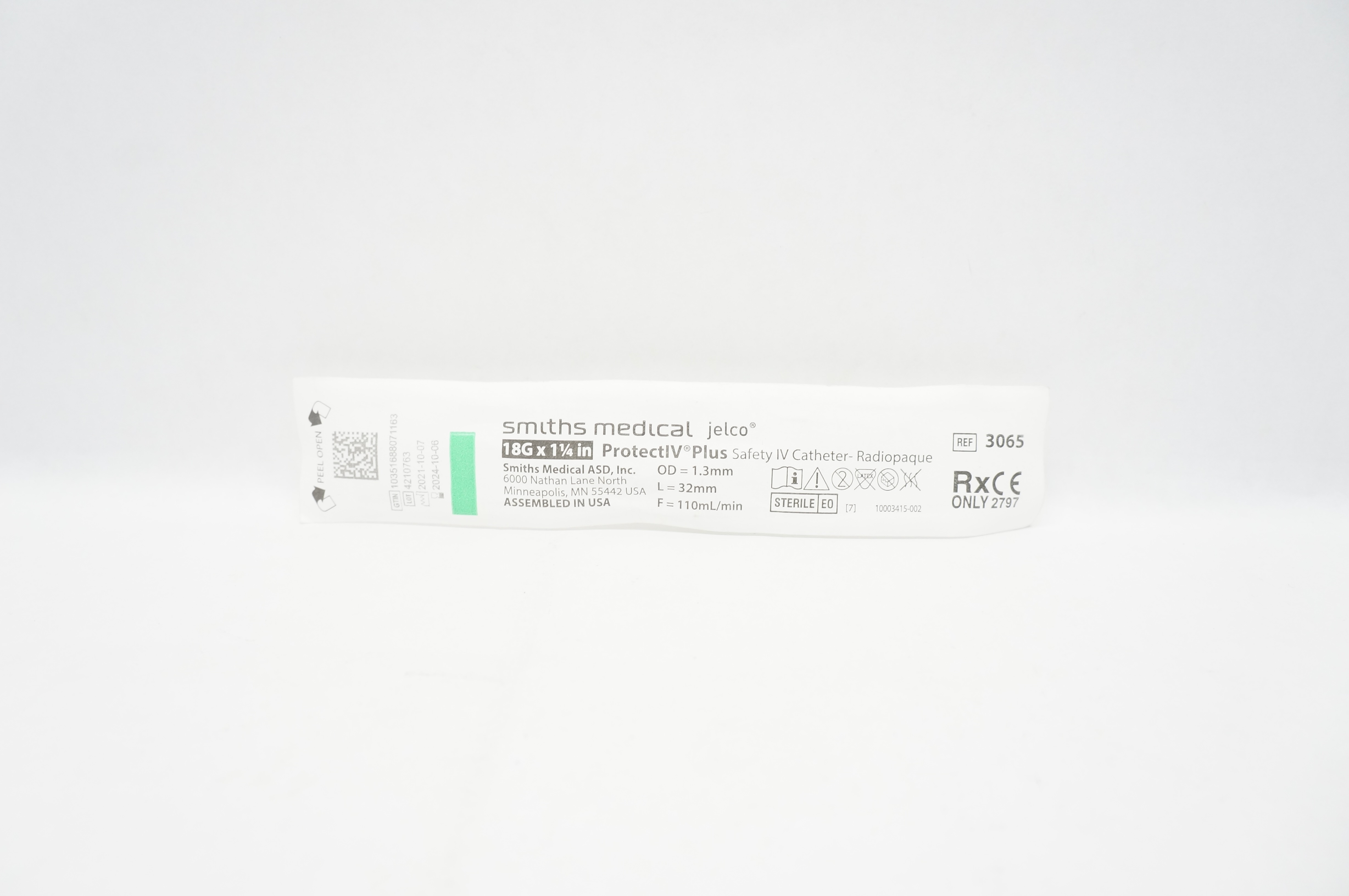 Smiths Medical 3065 ProtectIV Plus Safety IV Cath. 18G x 1-1/4inch
