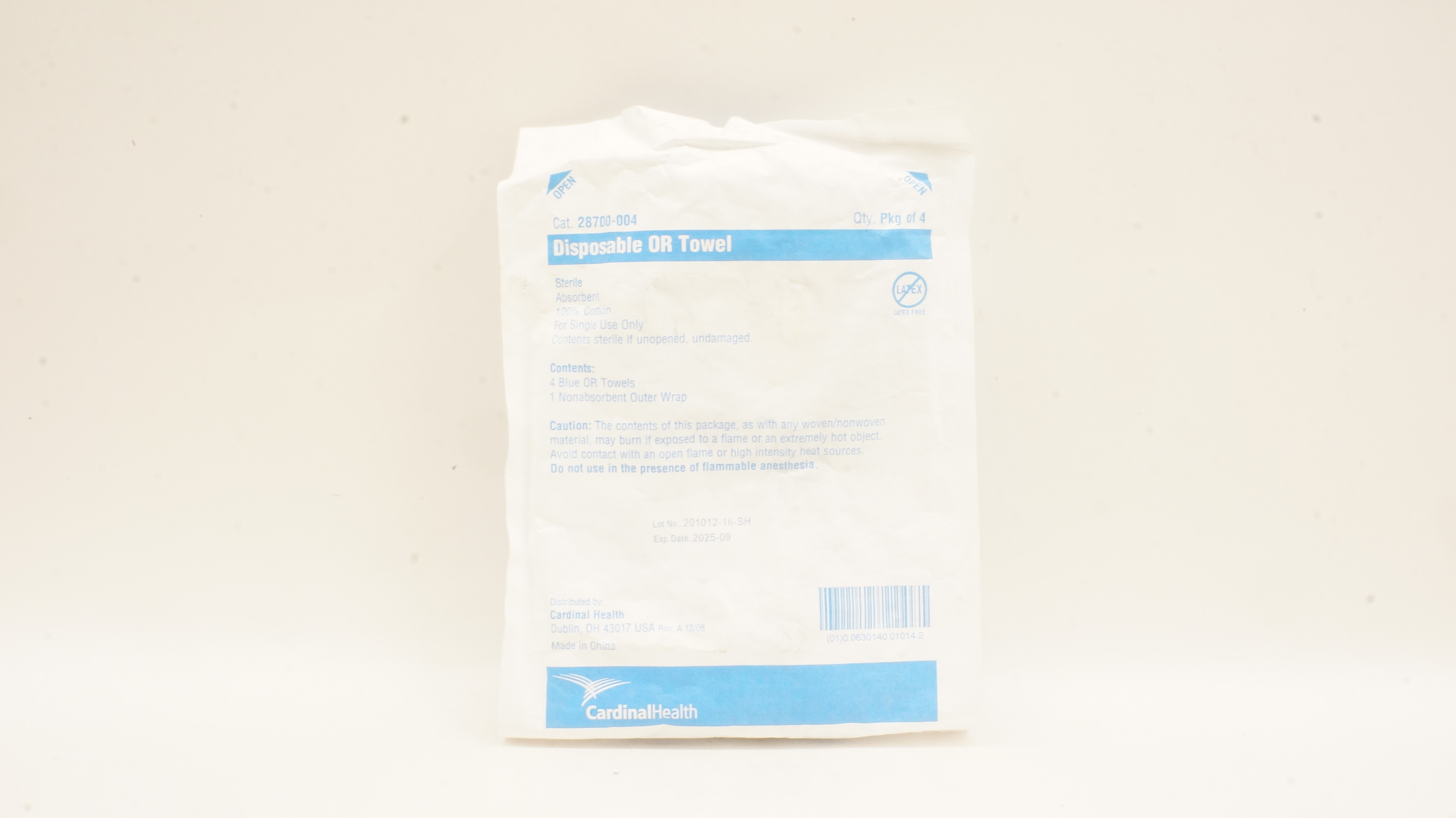 Cardinal Health 28700-004 Disposable OR Towel Sterile Absorbent - Pack of 4