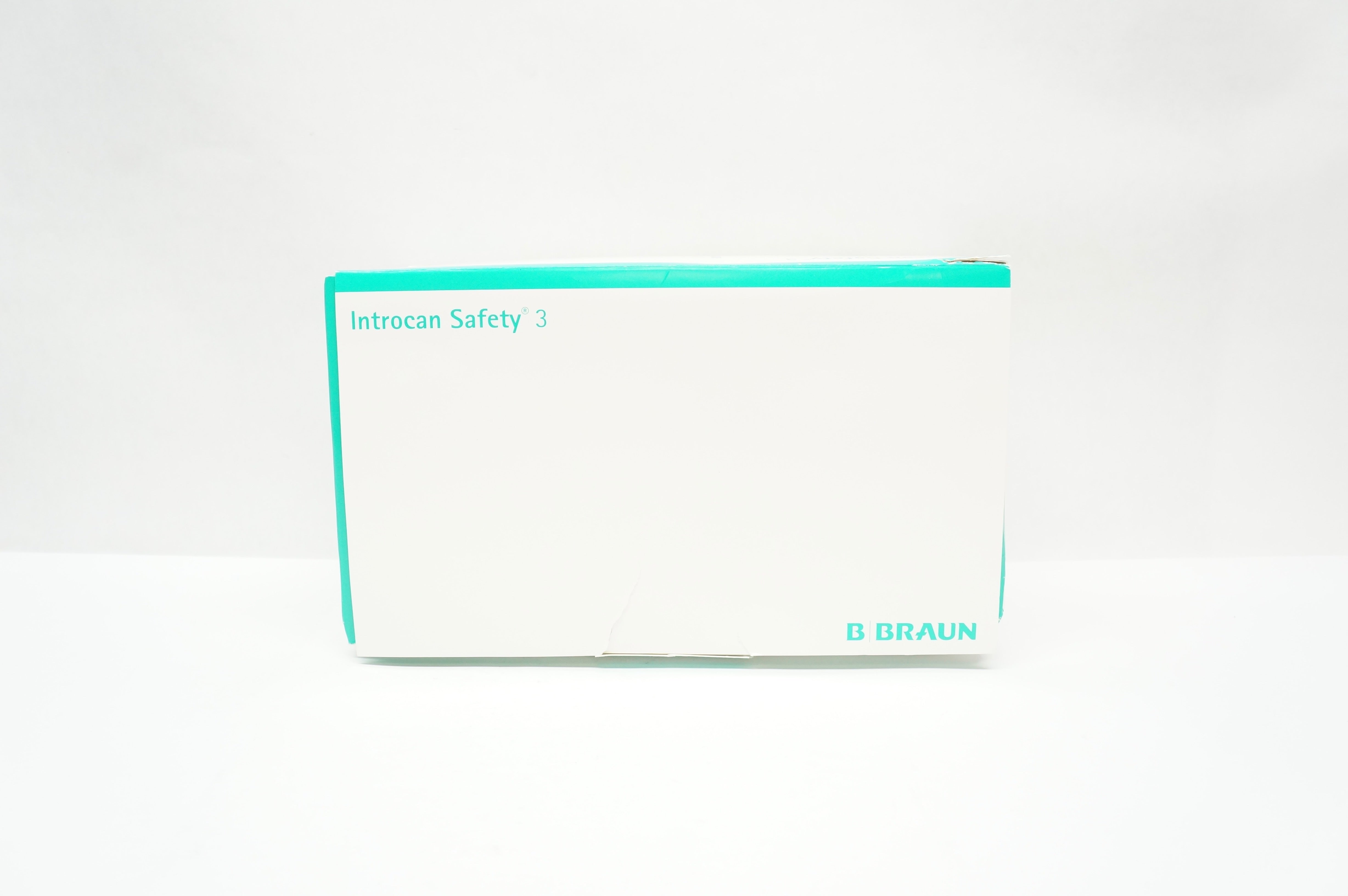Braun 4251128-02 Introcan Safety 3 Closed IV Cath. 22G x 1inch - Box of 50