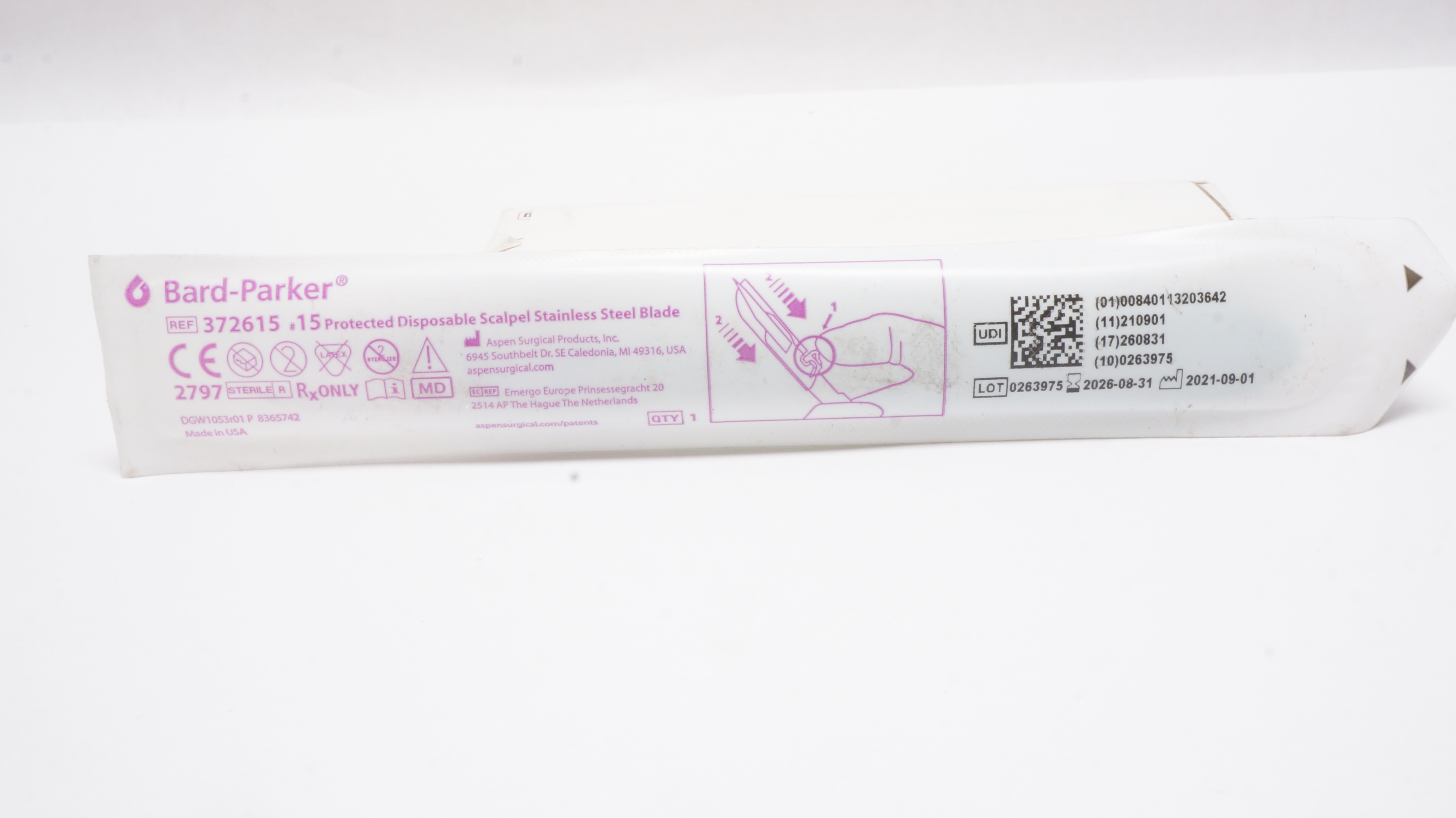 Aspen 372615 Bard-Parker Protected Disposable Scalpel Stainless Steel Blade #15