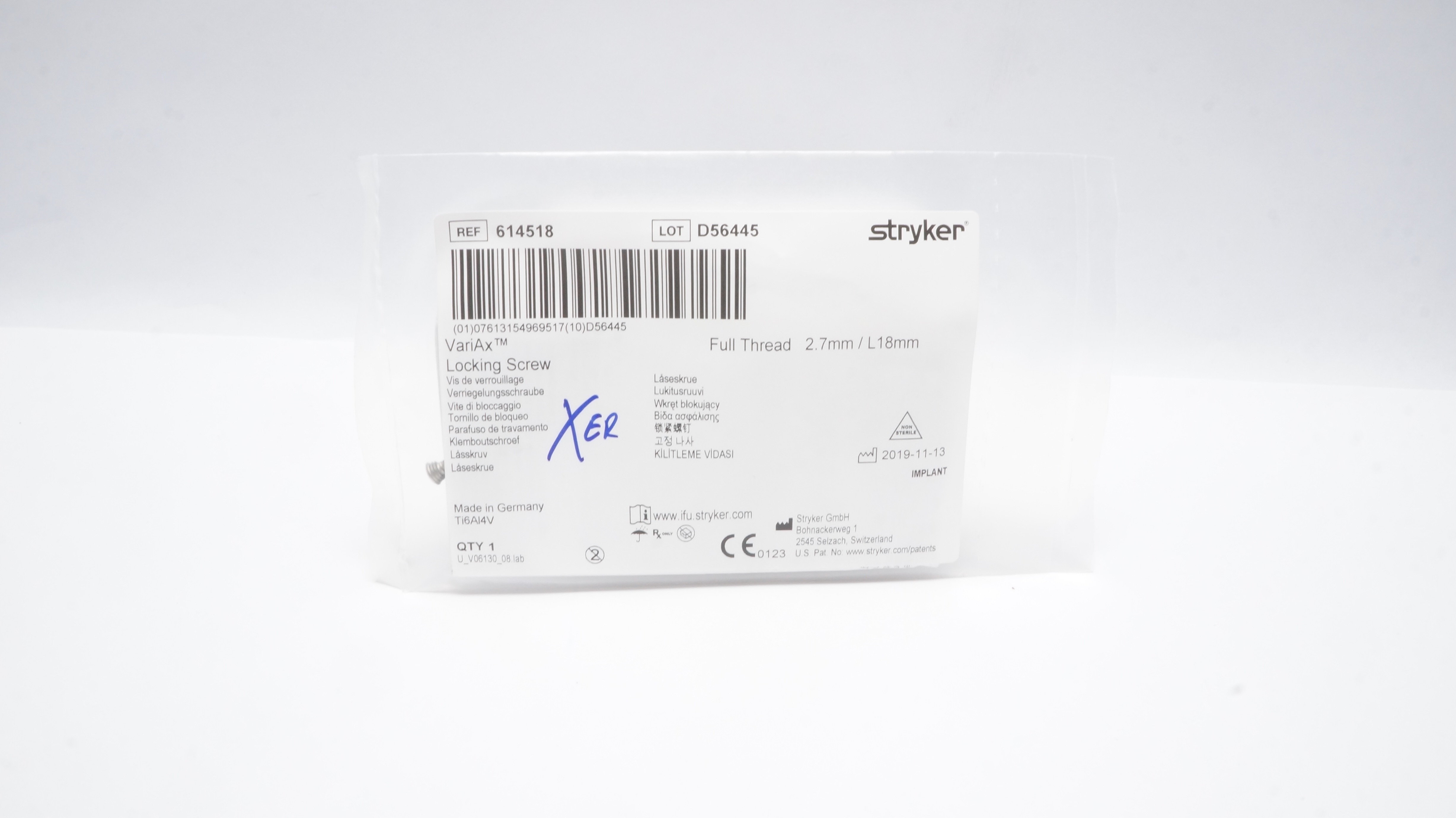 Stryker 614518 VariAx Locking Screw Full Thread 2.7mm/ L18mm