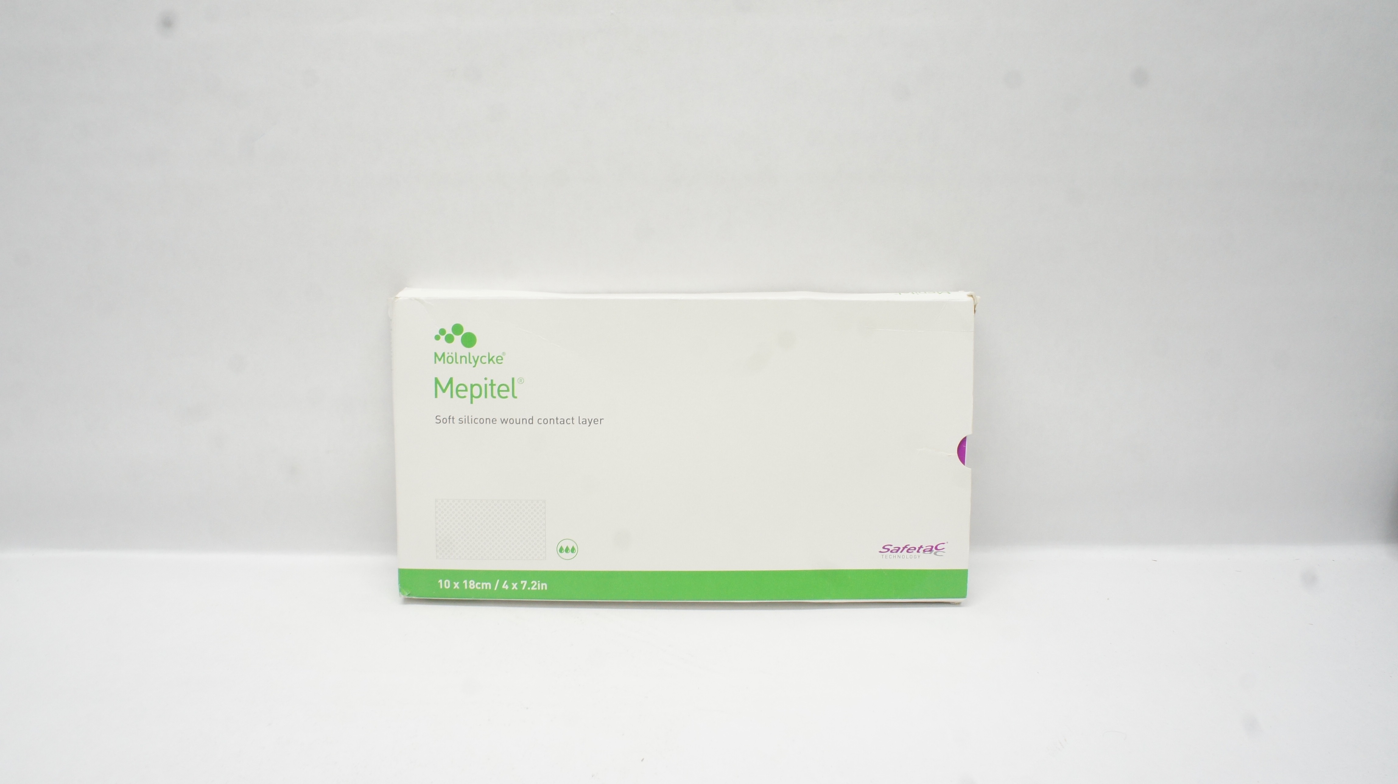 Molnlycke 291099 Mepitel Non-Adherent Soft Silicone Dressing 4in x 7.2in - Box of 10