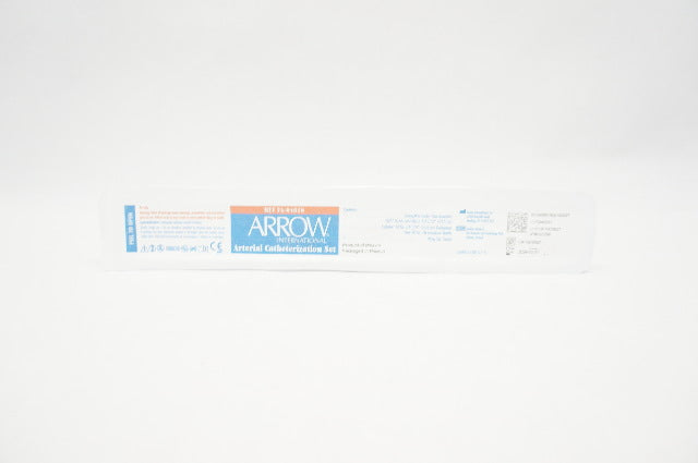 Arrow FA-04018 Arterial Catheterization Set 18Ga. x 4-1/4inch