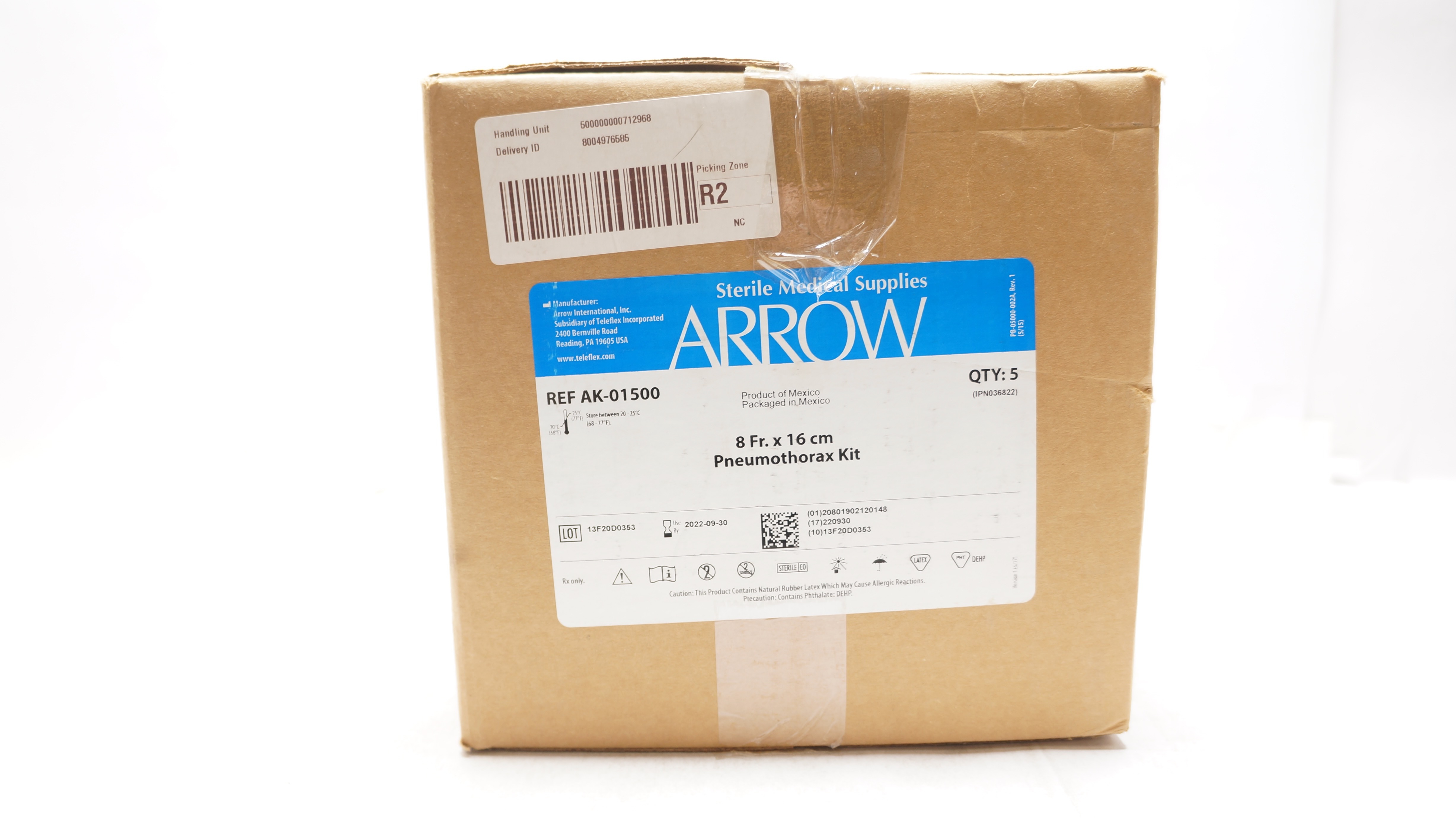Arrow AK-01500 Pneumothorax Kit 8Fr x 16cm Length (x) - Box of 5