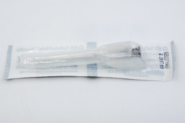 BD 305900 SafetyGlide Ndle 22G x 1-1/2 (x)