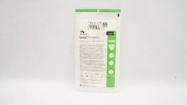 Molnlycke HealthCare 30470 Biogel Latex Surgeons Surgical Gloves Size 7