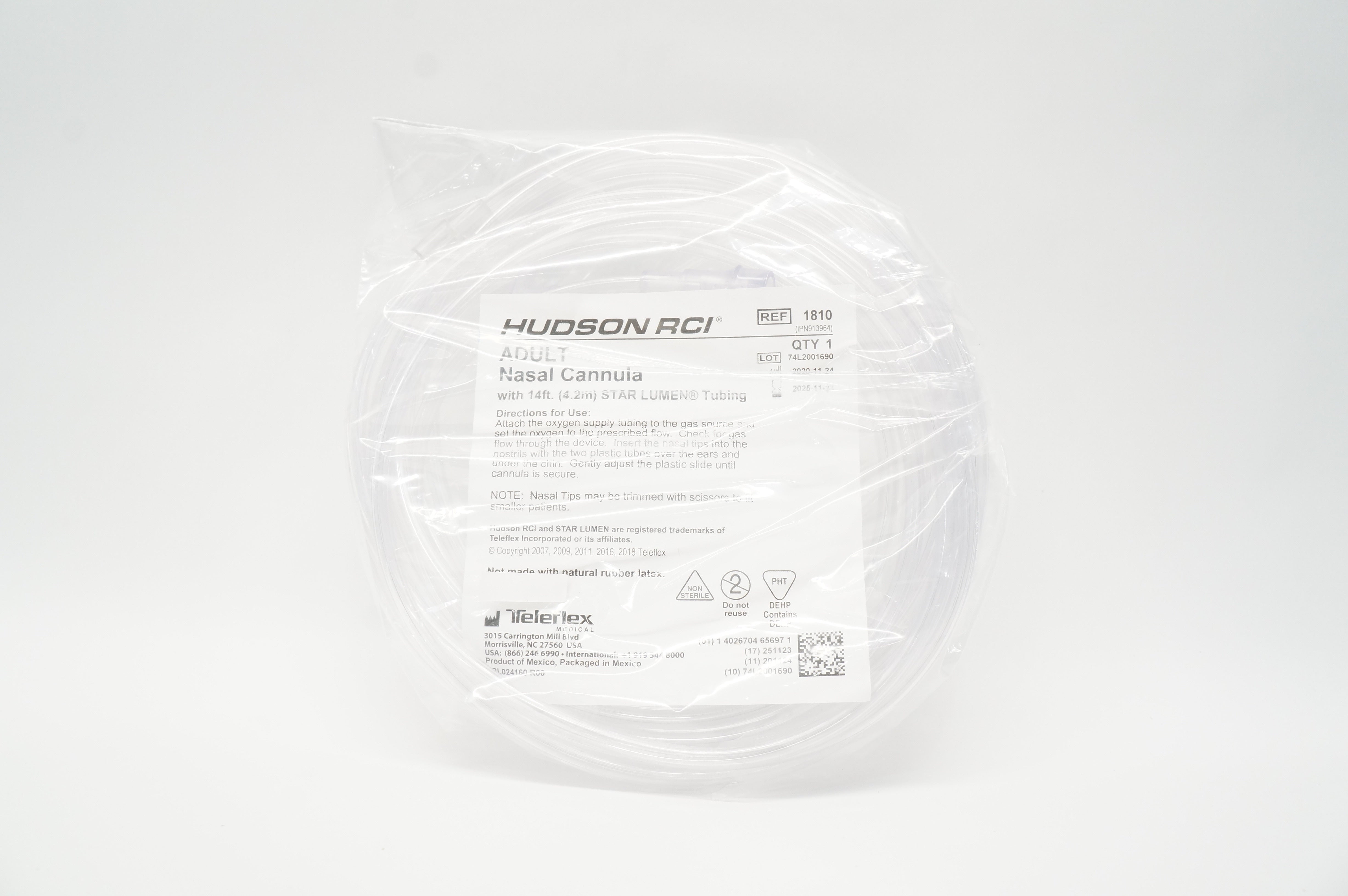 Teleflex 1810 Hudson RCI Adult Nasal Cannula with 14Ft Star Lumen Tubing