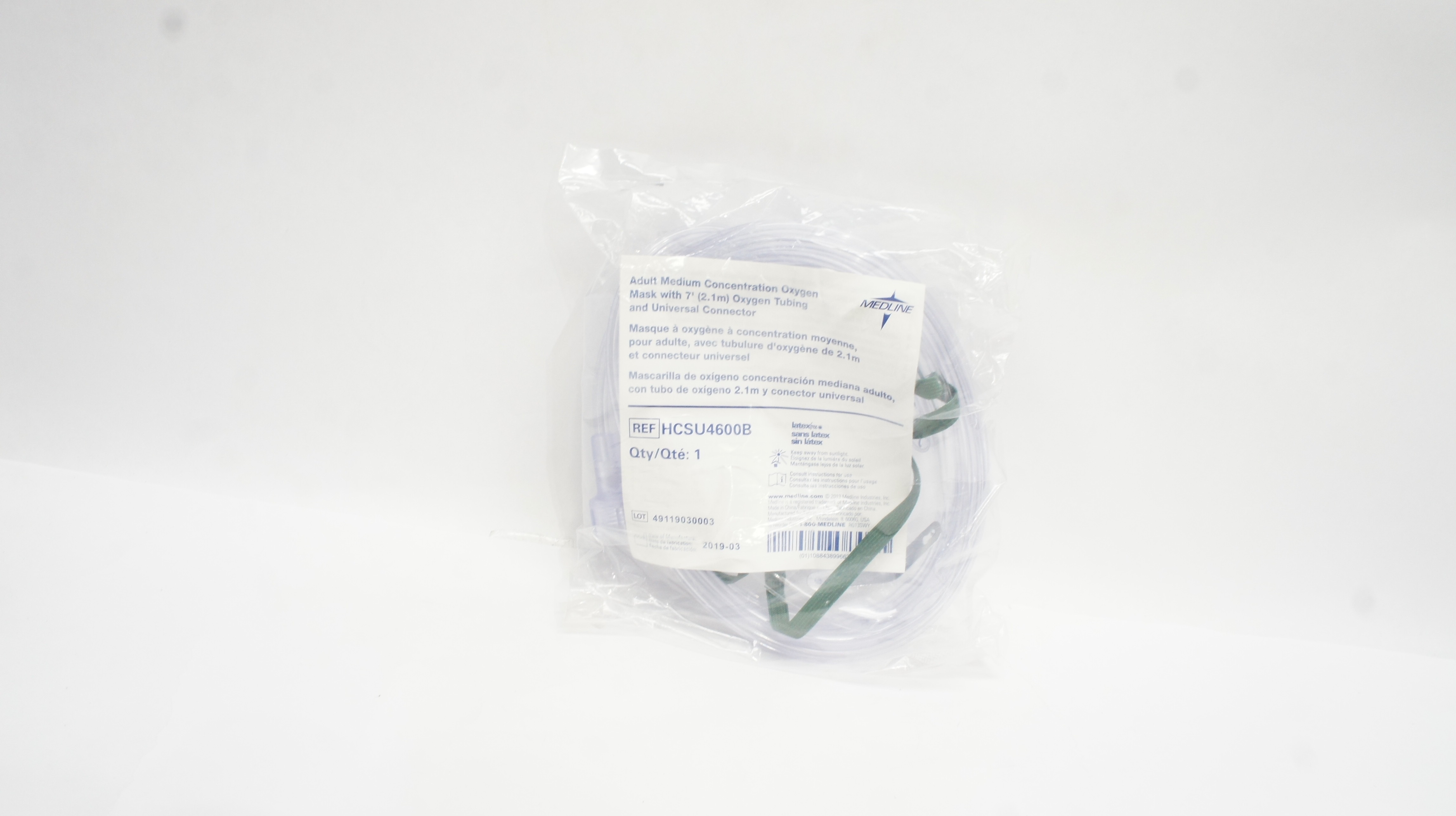 Medline HCSU4600B Adult Medium Concentration Oxygen Mask W/ Oxygen Tubing 7Ft.