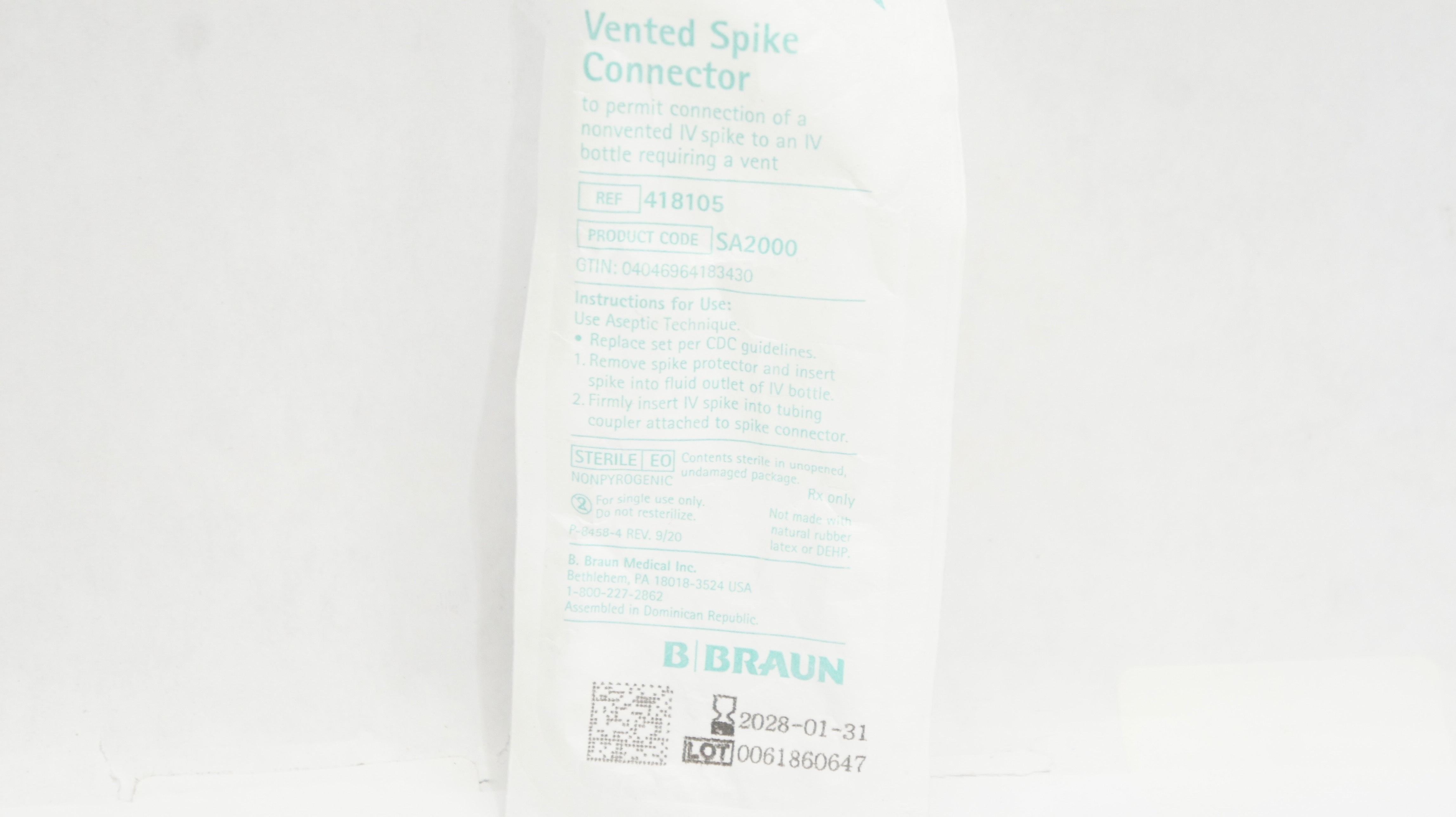 B. Braun 418105 Vented Spike Connector