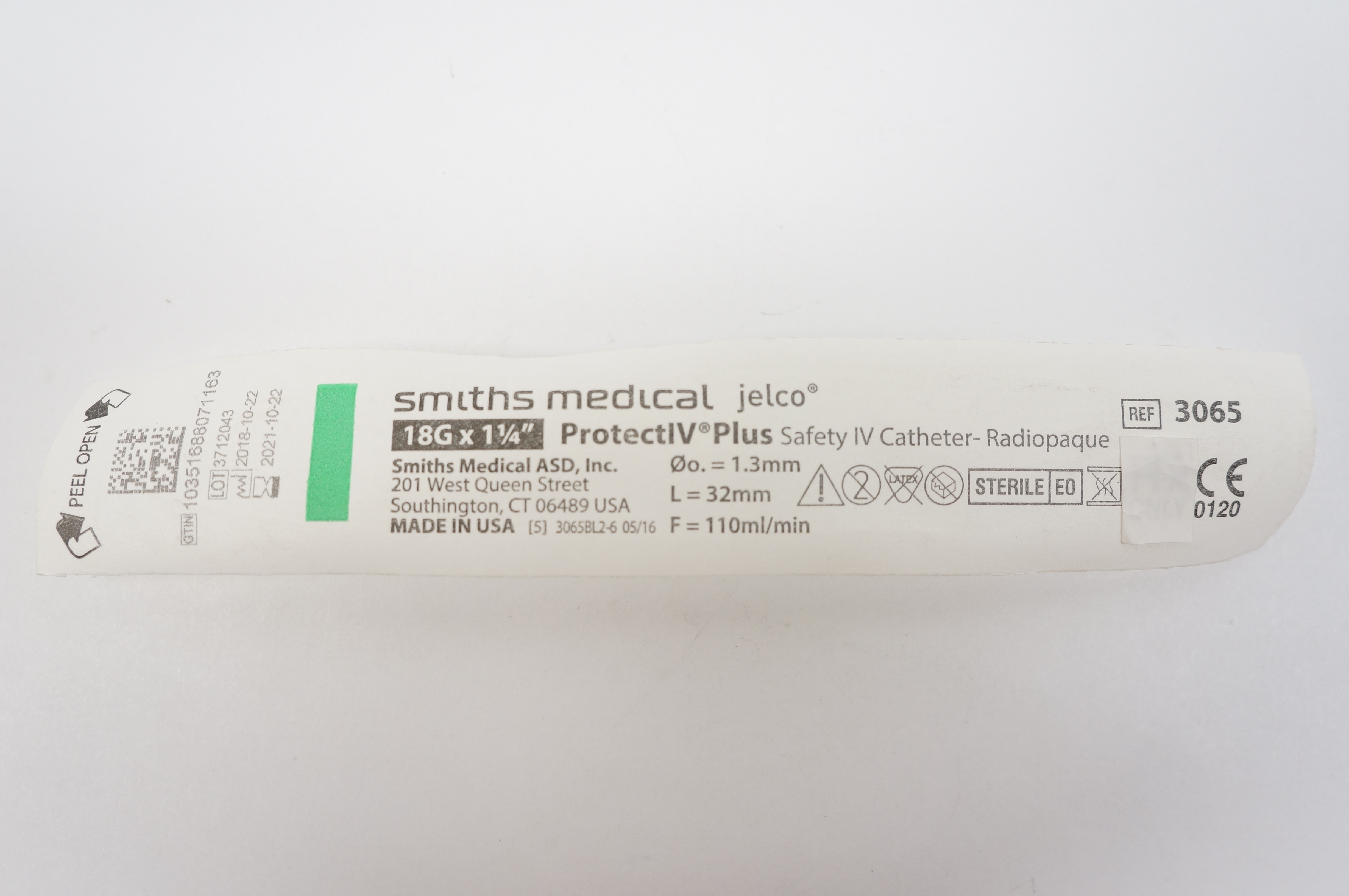 Smiths Medical 3065 ProtectIV Plus Safety IV Cath. 18G x 1-1/4inch