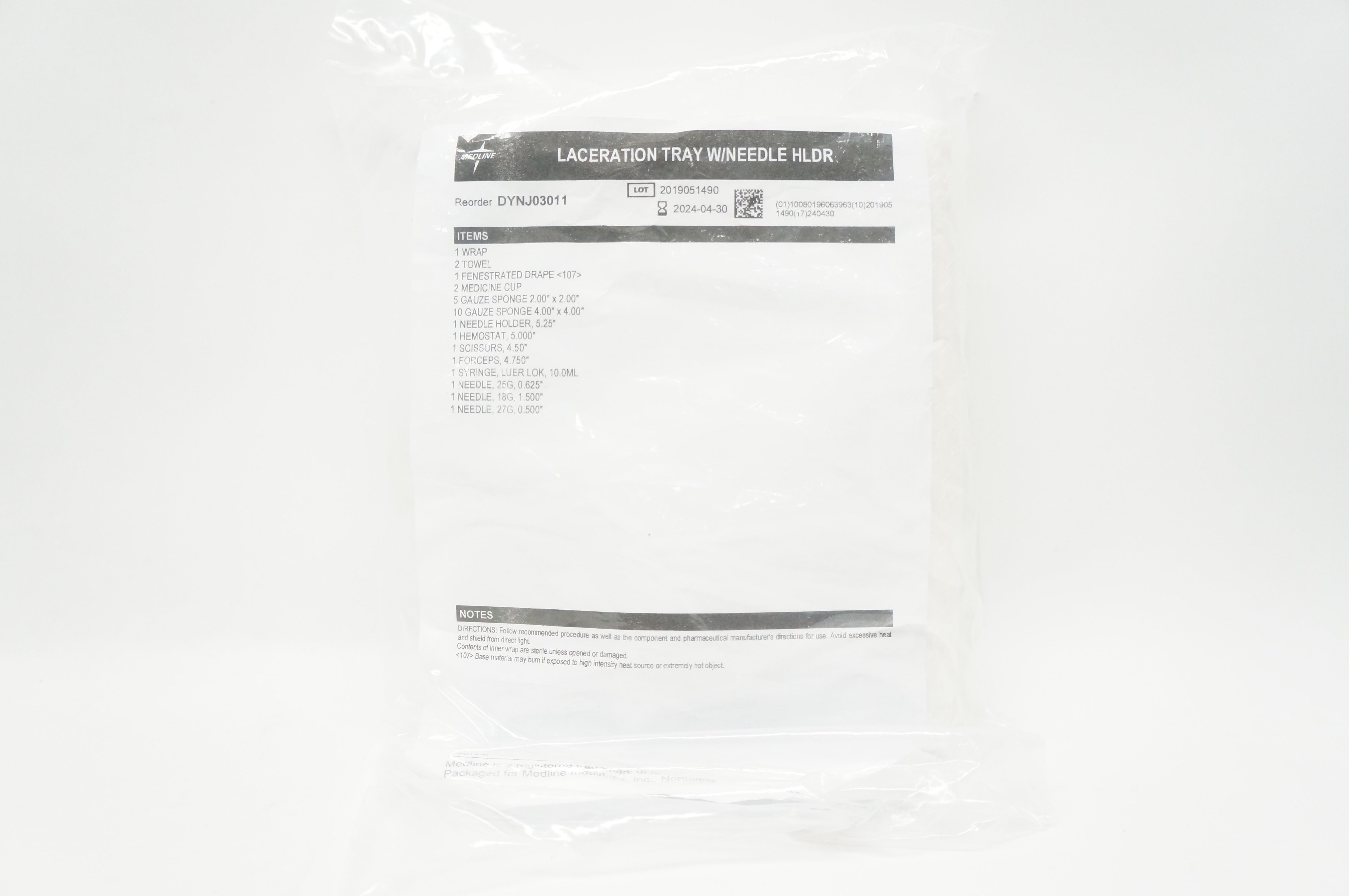 Medline DYNJ03011 Laceration Tray W/Needle HLDR