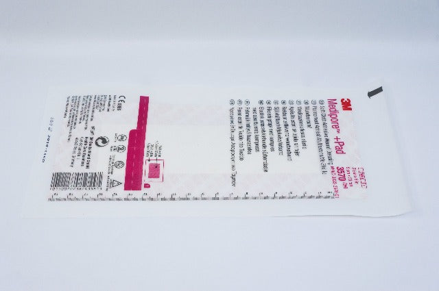 3M 3570 Medipore + Pad Soft Cloth Adhesive Wound Dressing 3-1/2inch x 8inch (x)
