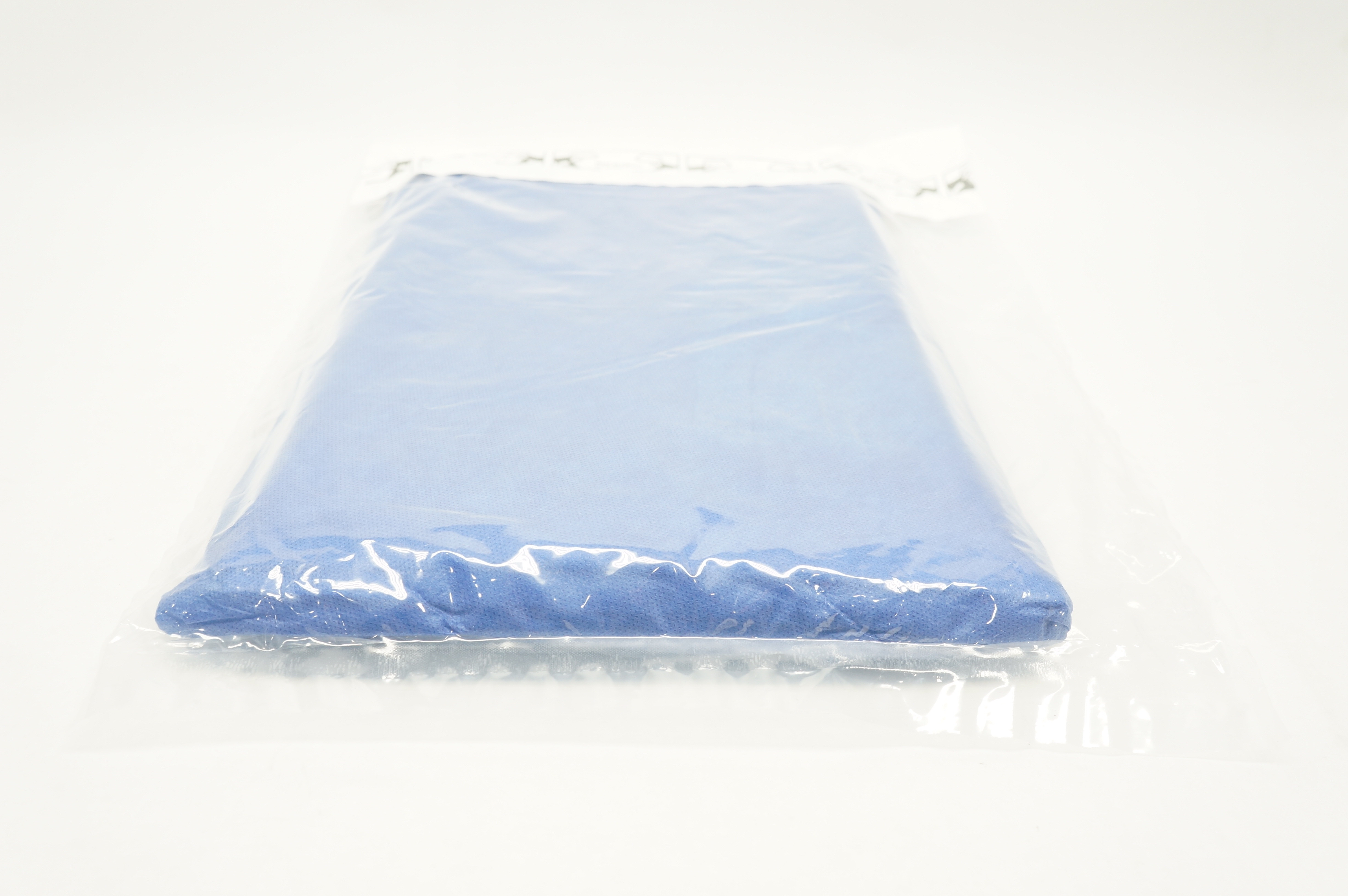 Medline DYNJP8002 Extremity Drape, Level 4, 128inch x 89inch